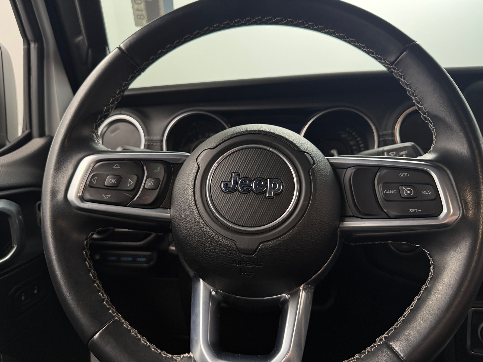 Thumbnail: 2022 Jeep Wrangler - 4