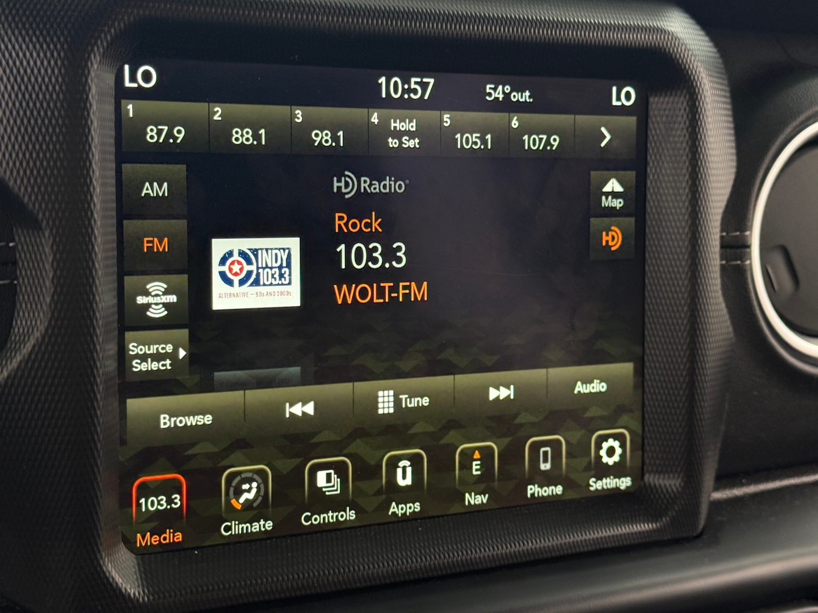 Thumbnail: 2022 Jeep Wrangler - 3