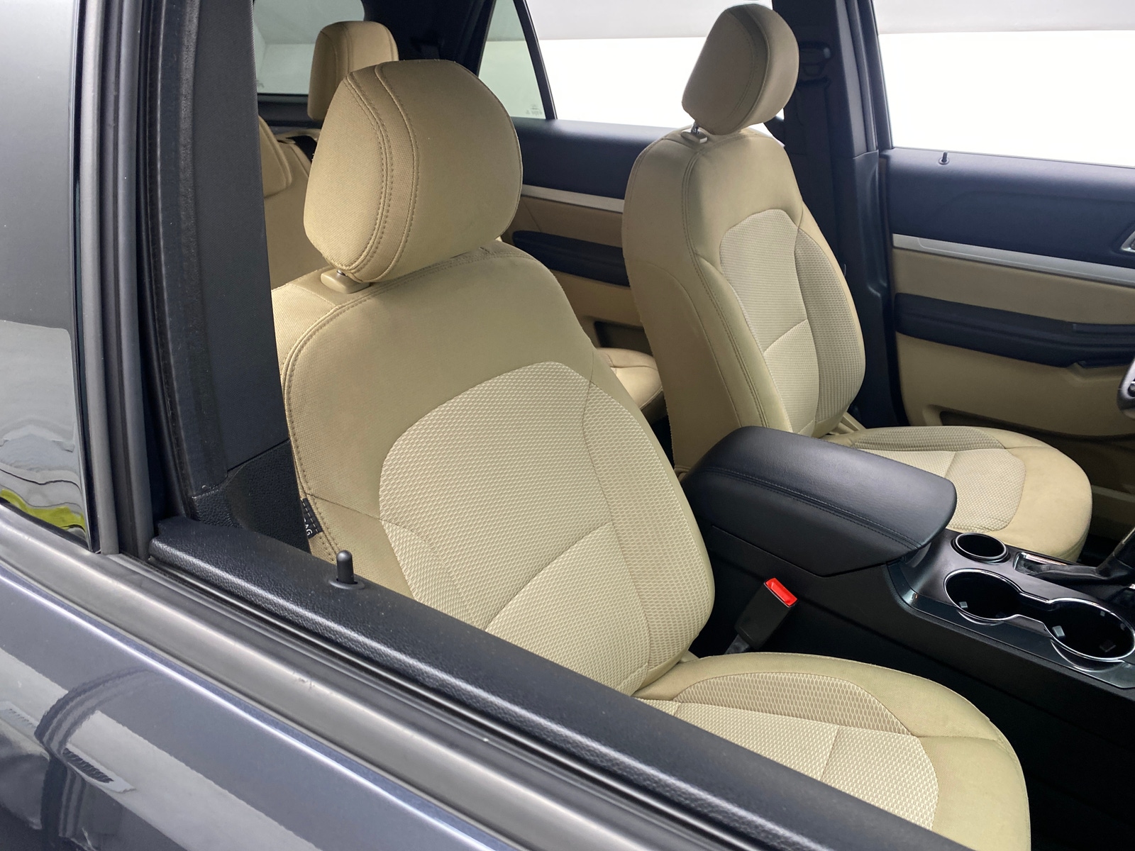 Thumbnail: 2017 Ford Explorer - 2