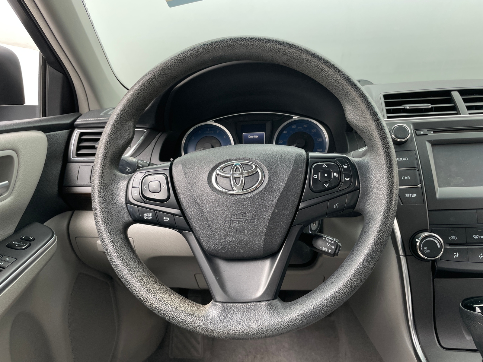 Thumbnail: 2017 Toyota Camry - 5
