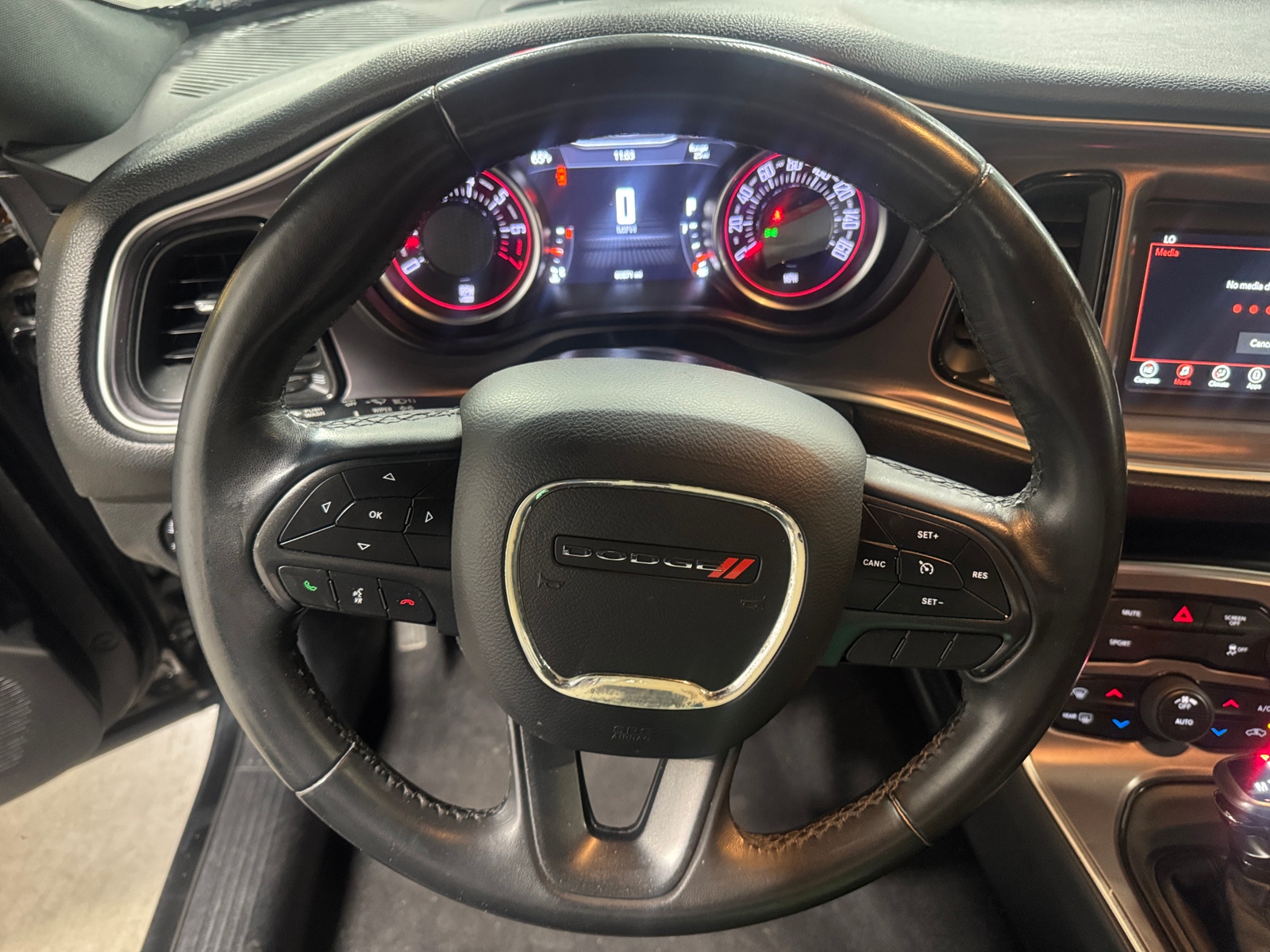 Thumbnail: 2019 Dodge Challenger - 4