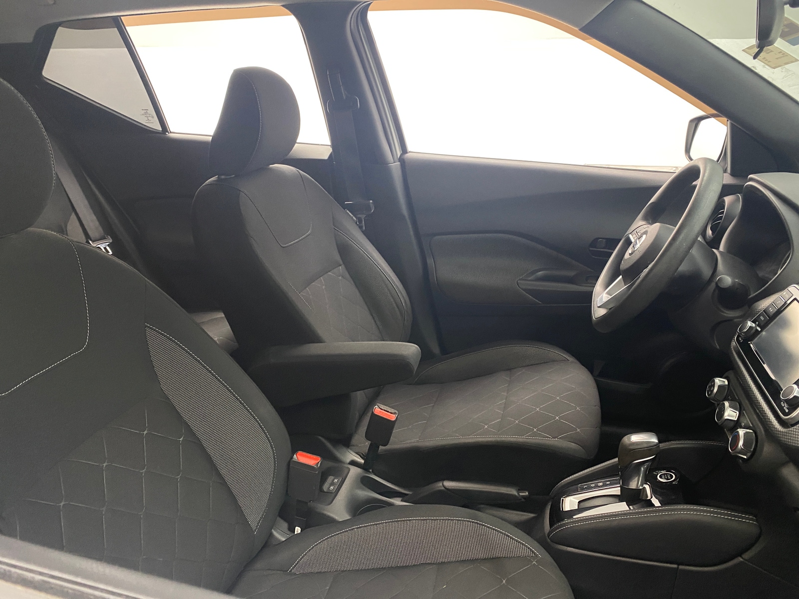 Thumbnail: 2019 Nissan Kicks - 2