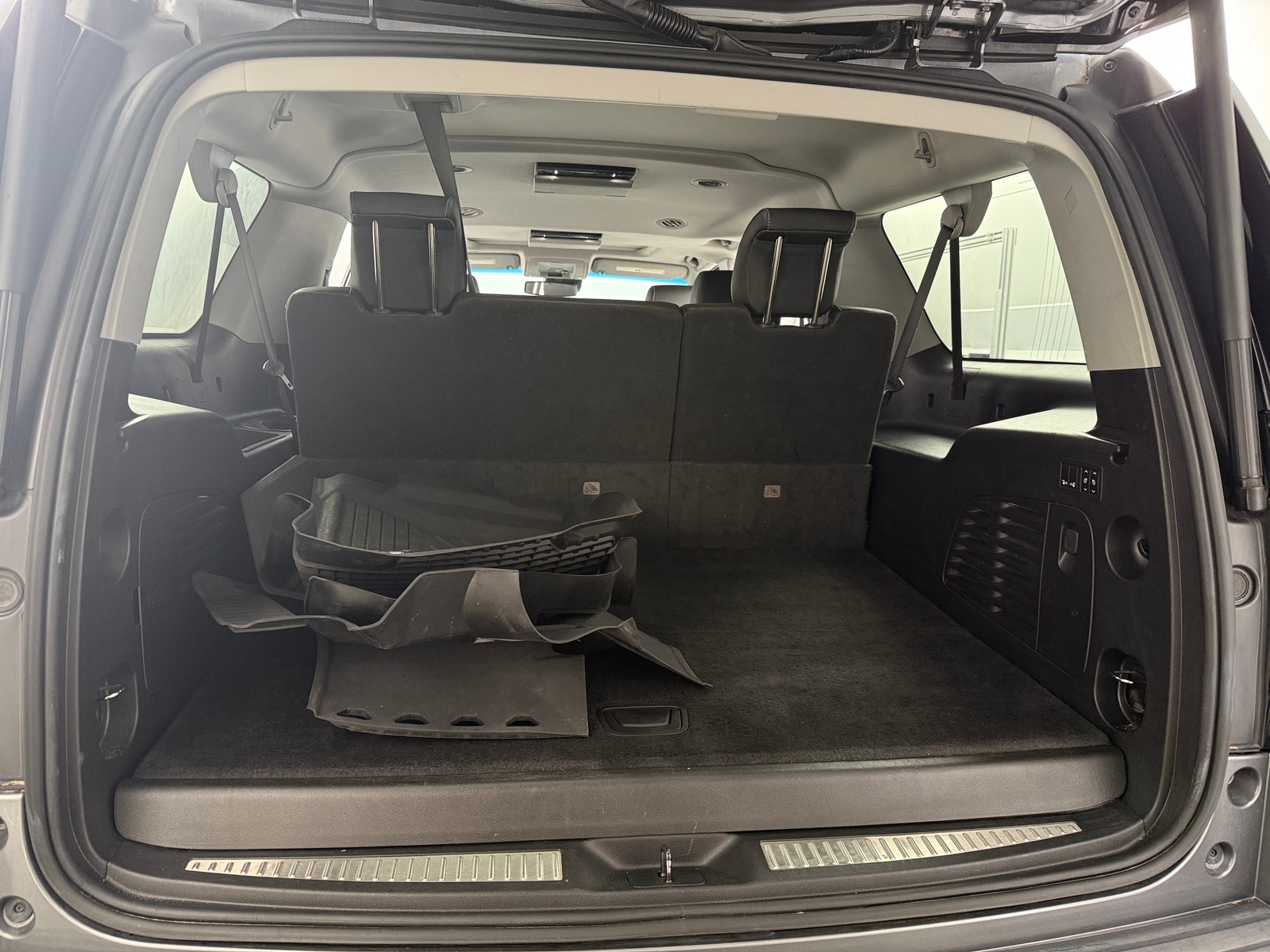 Thumbnail: 2019 GMC Yukon XL - 6