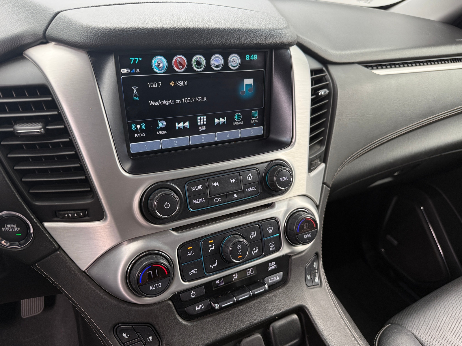 Thumbnail: 2019 GMC Yukon XL - 3