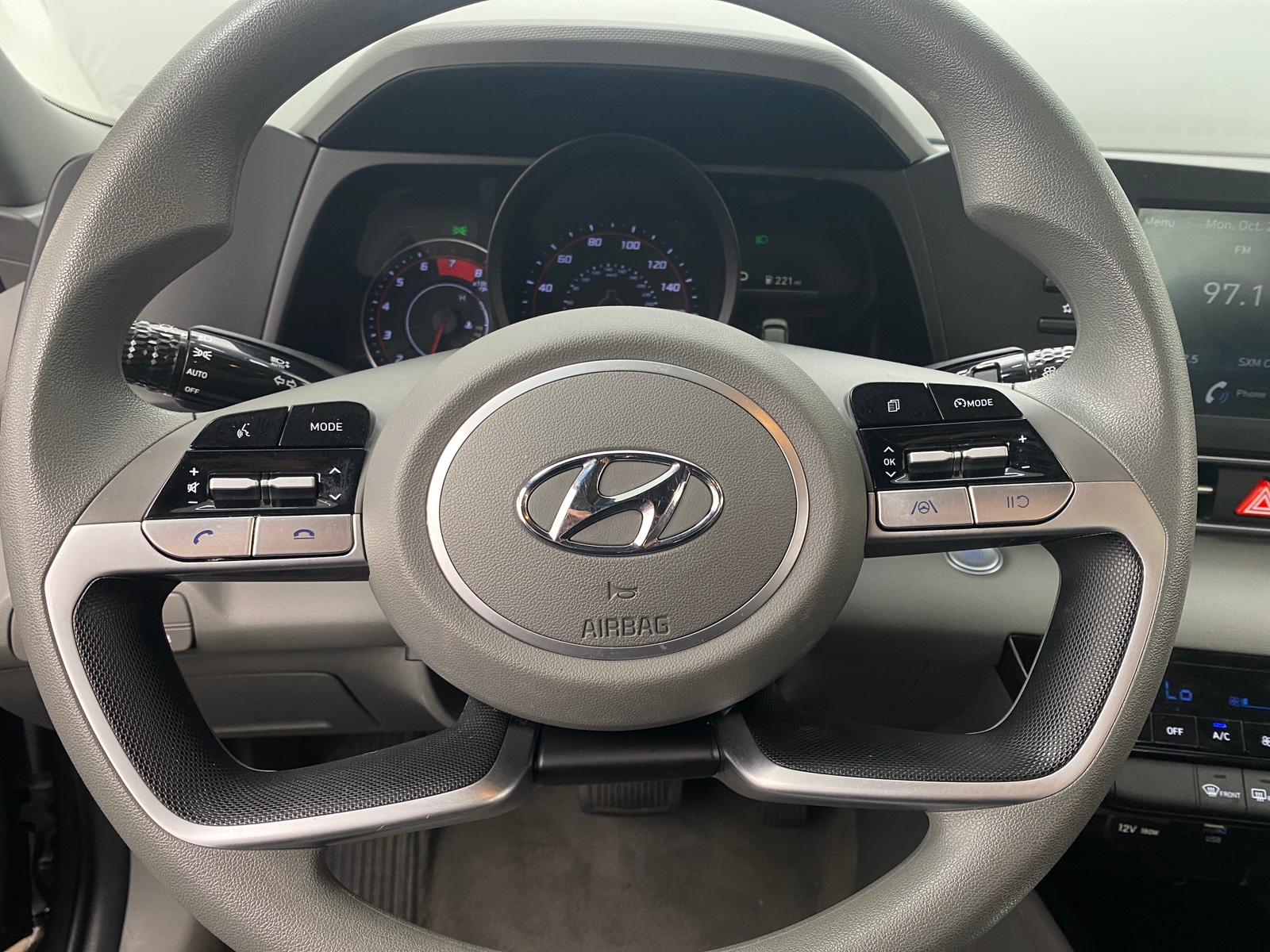 Thumbnail: 2023 Hyundai Elantra - 5