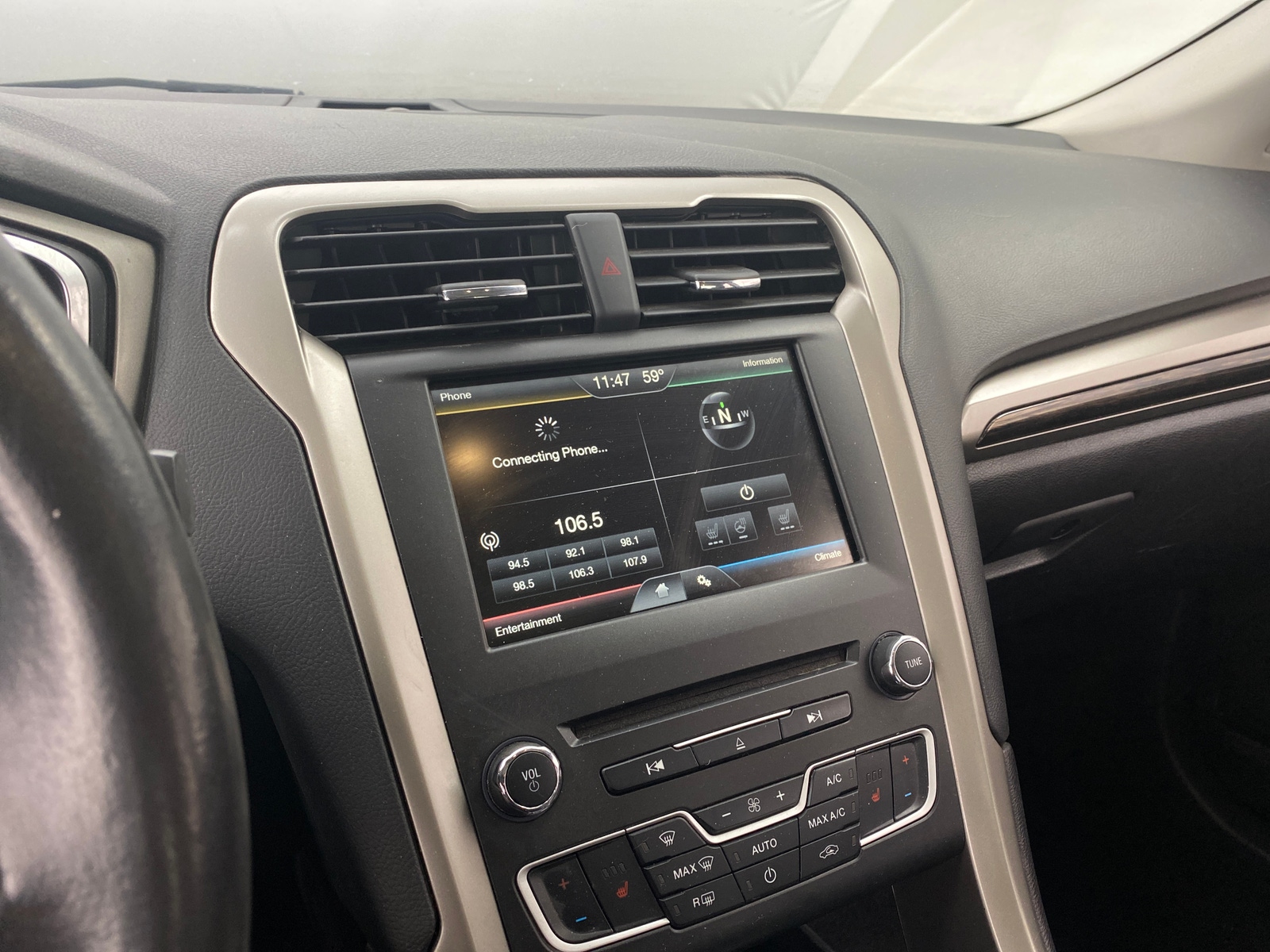 Thumbnail: 2016 Ford Fusion - 3