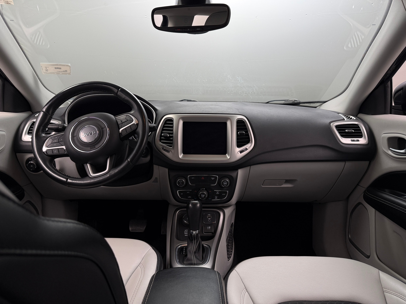 Thumbnail: 2019 Jeep Compass - 3