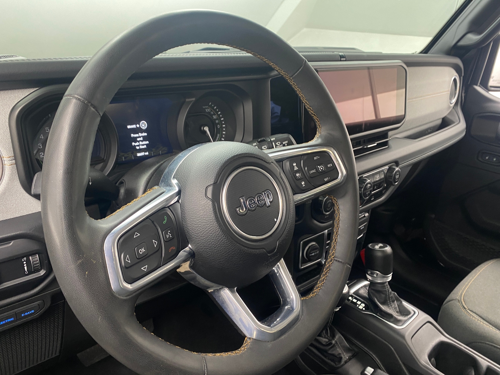 Thumbnail: 2024 Jeep Wrangler - 5