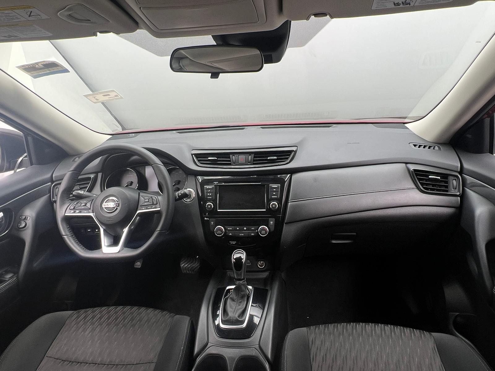 Thumbnail: 2020 Nissan Rogue - 3