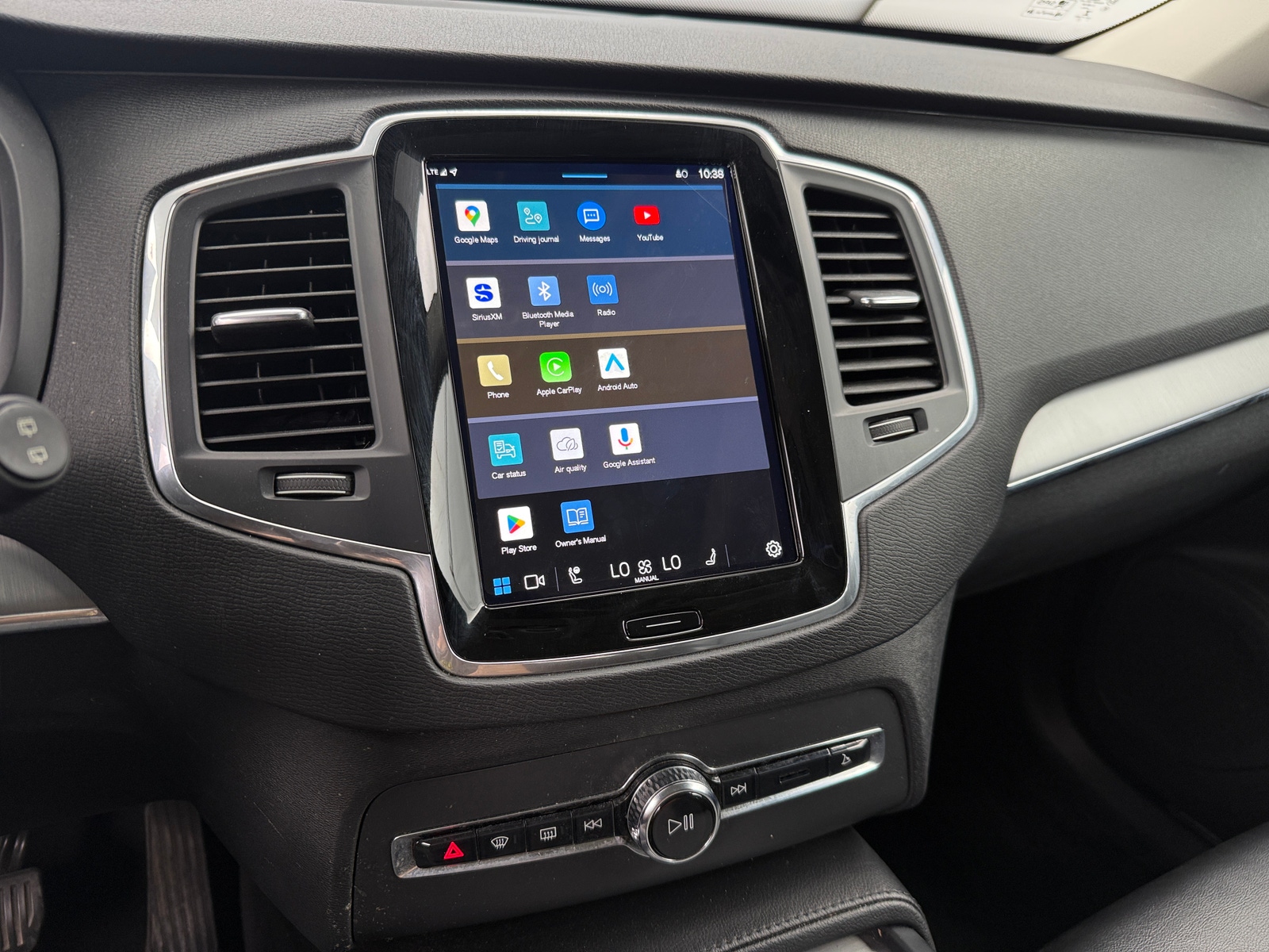 Thumbnail: 2023 Volvo XC90 - 3