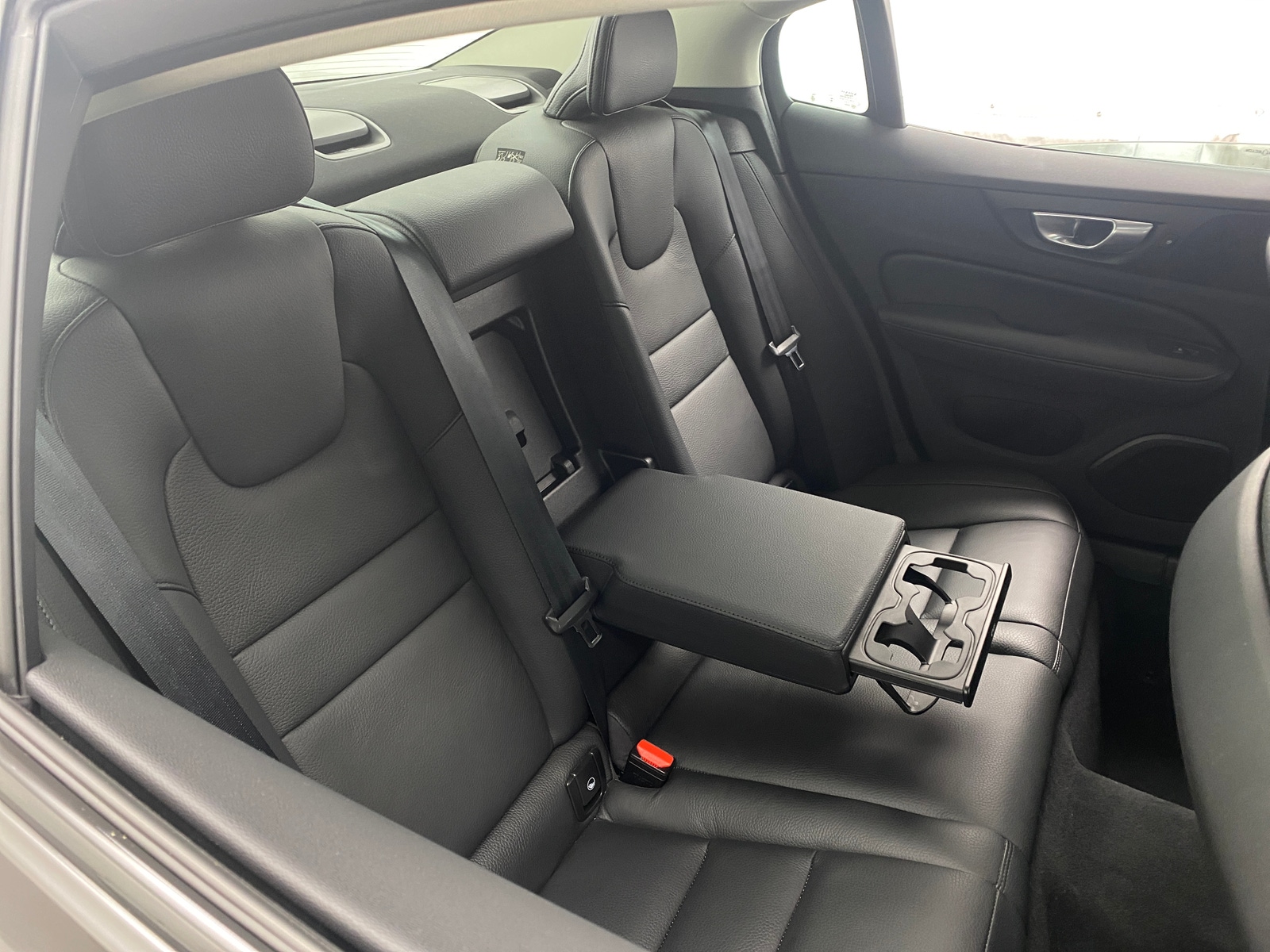 Thumbnail: 2024 Volvo S60 - 6