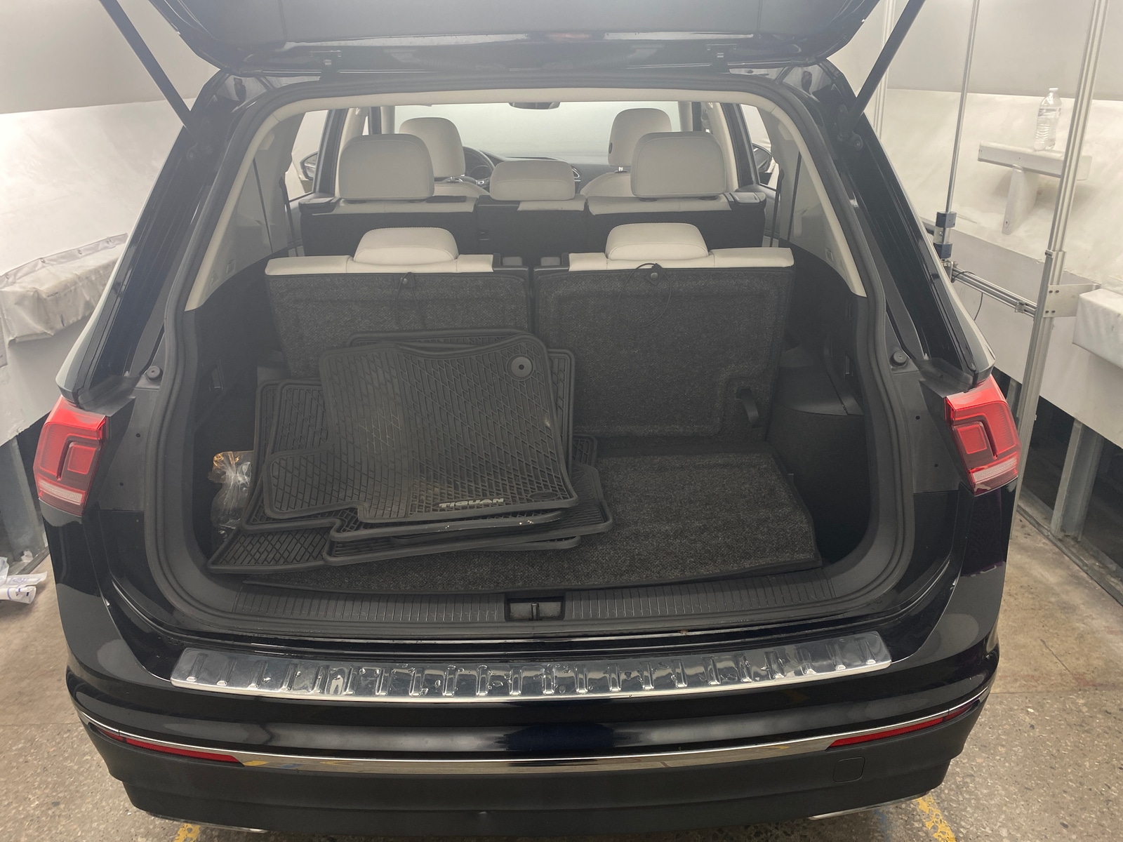 Thumbnail: 2021 Volkswagen Tiguan - 6