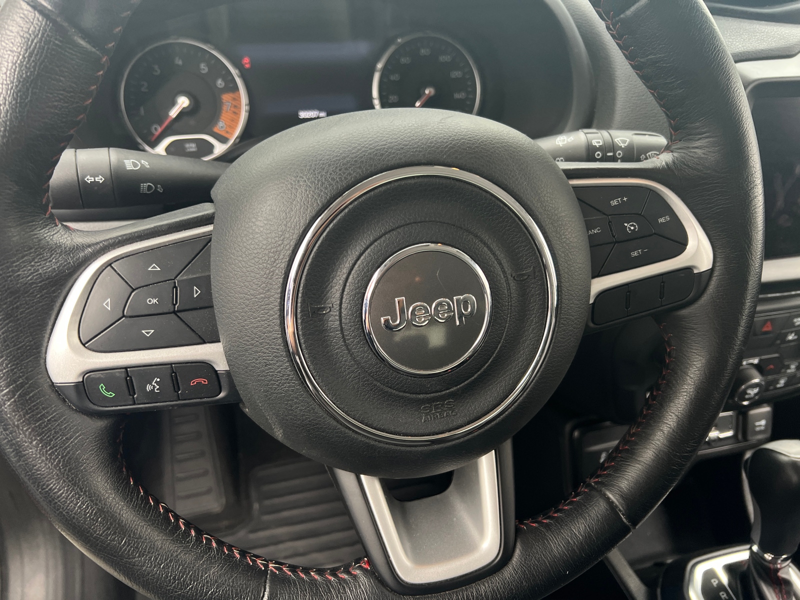 Thumbnail: 2023 Jeep Renegade - 4