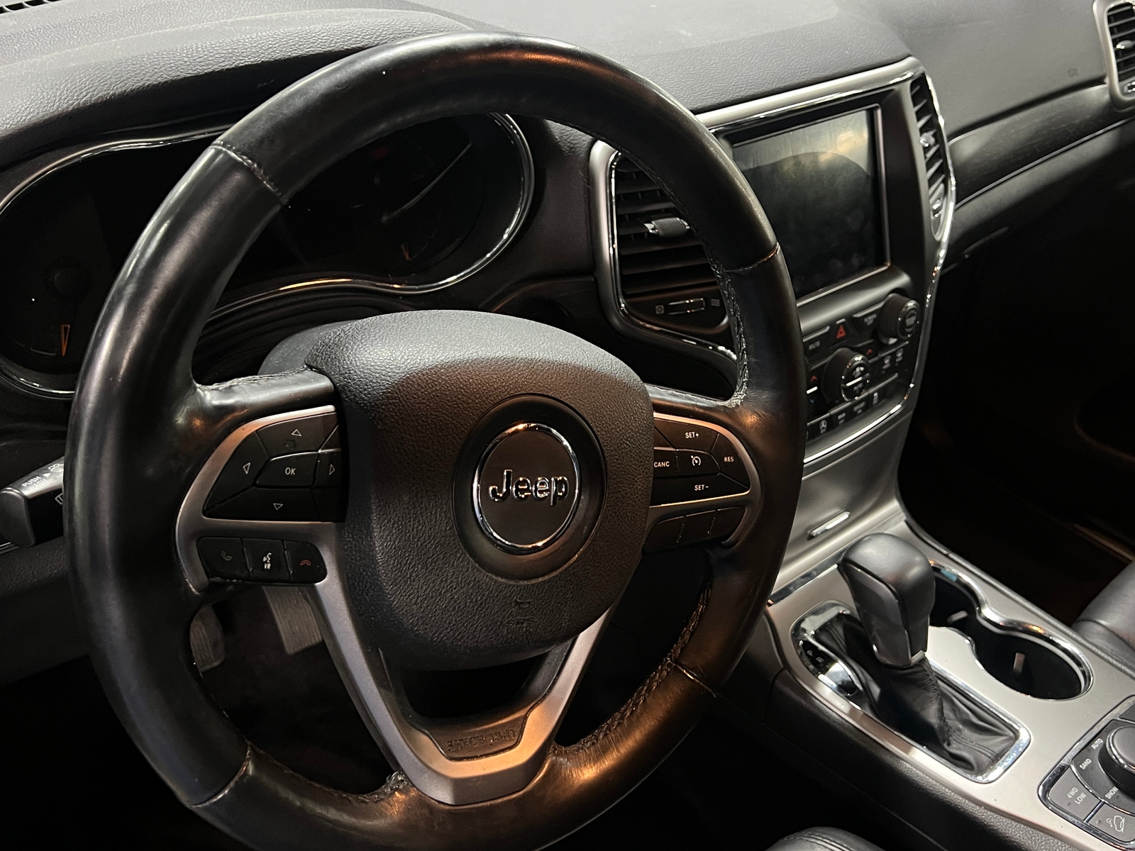 Thumbnail: 2018 Jeep Grand Cherokee - 4
