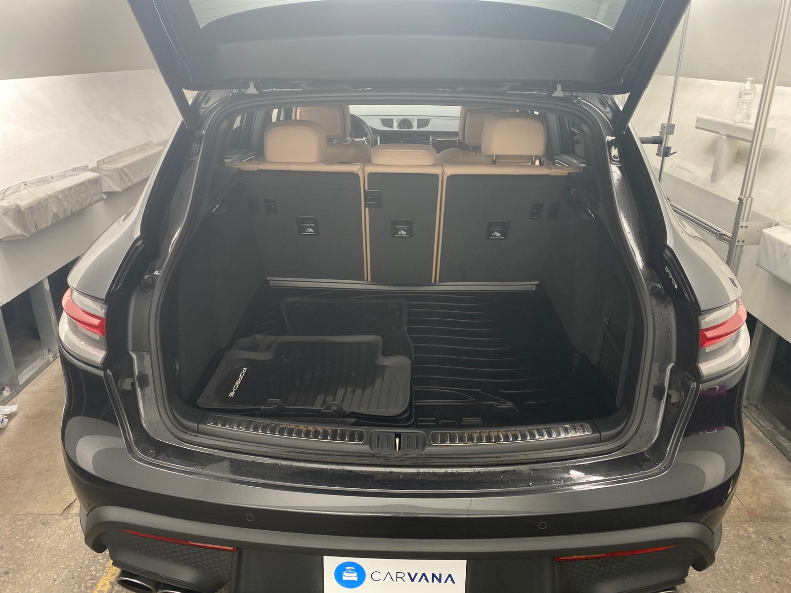 Thumbnail: 2022 Porsche Macan - 6