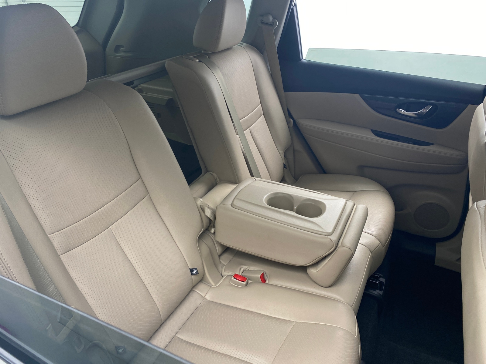 Thumbnail: 2016 Nissan Rogue - 5