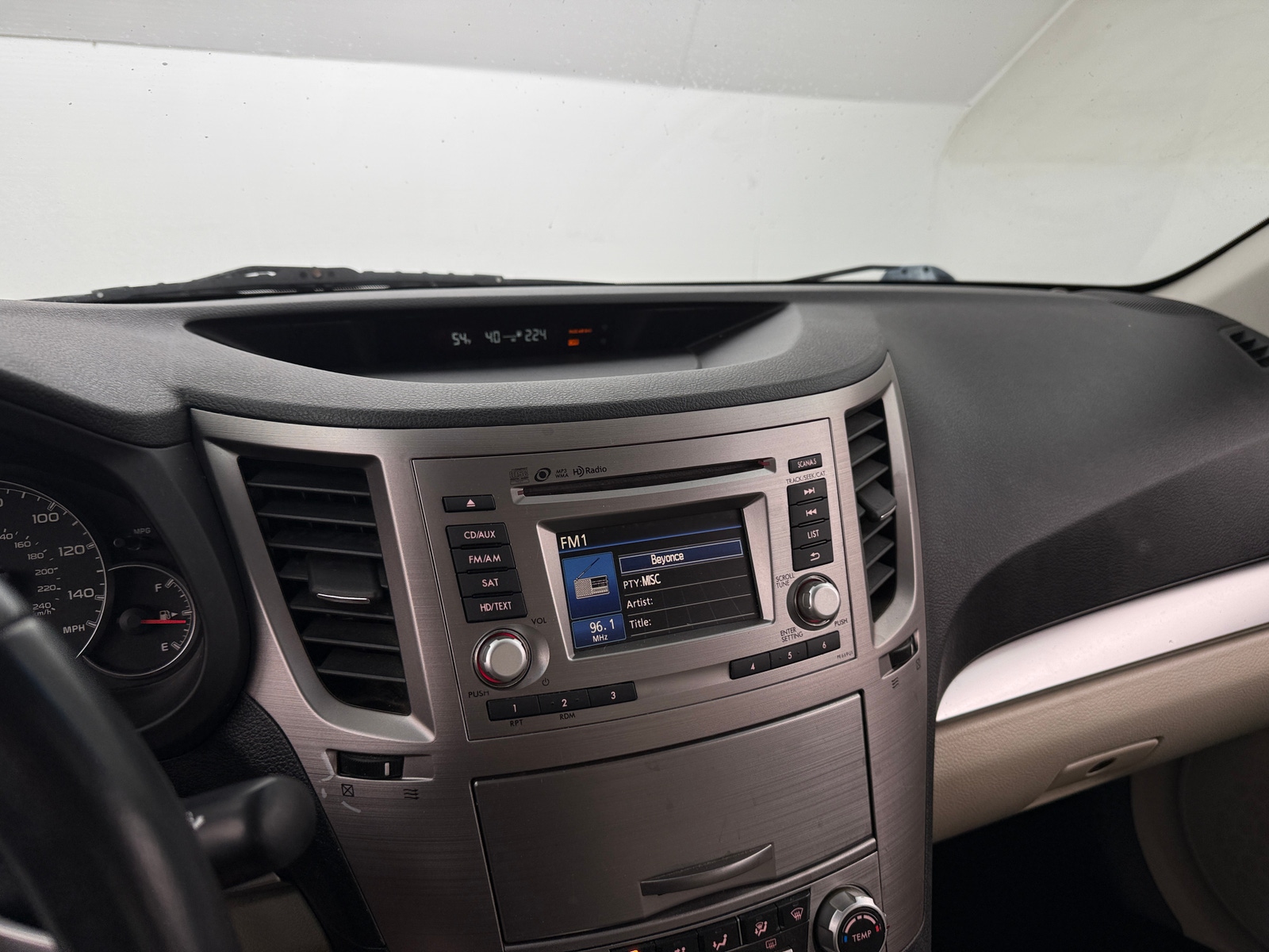 Thumbnail: 2014 Subaru Legacy - 4