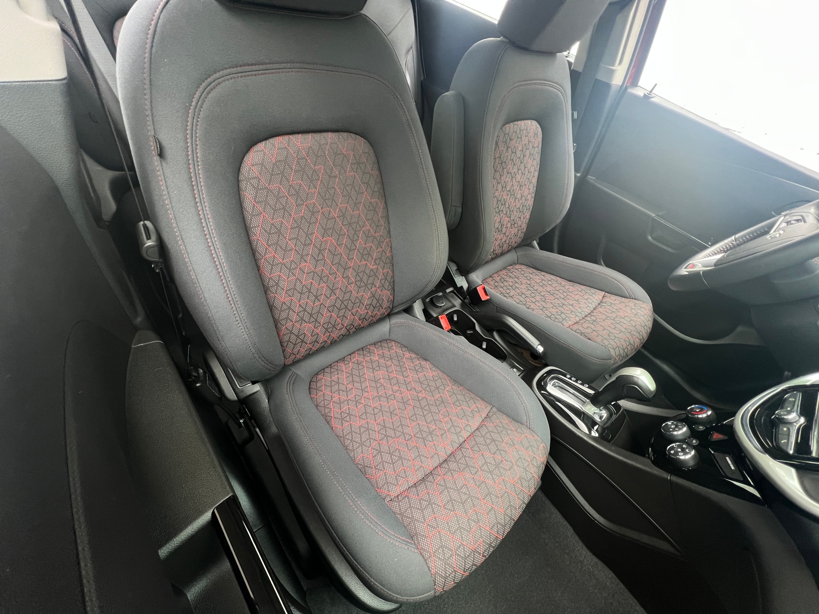 Thumbnail: 2018 Chevrolet Sonic - 2