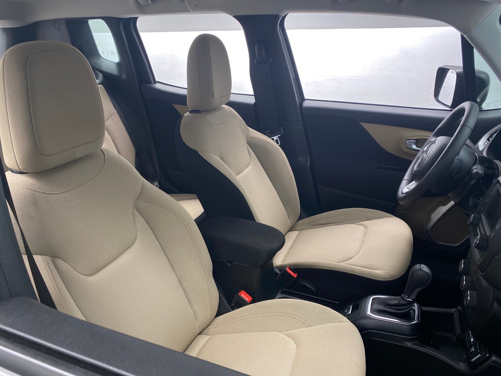 Thumbnail: 2019 Jeep Renegade - 2