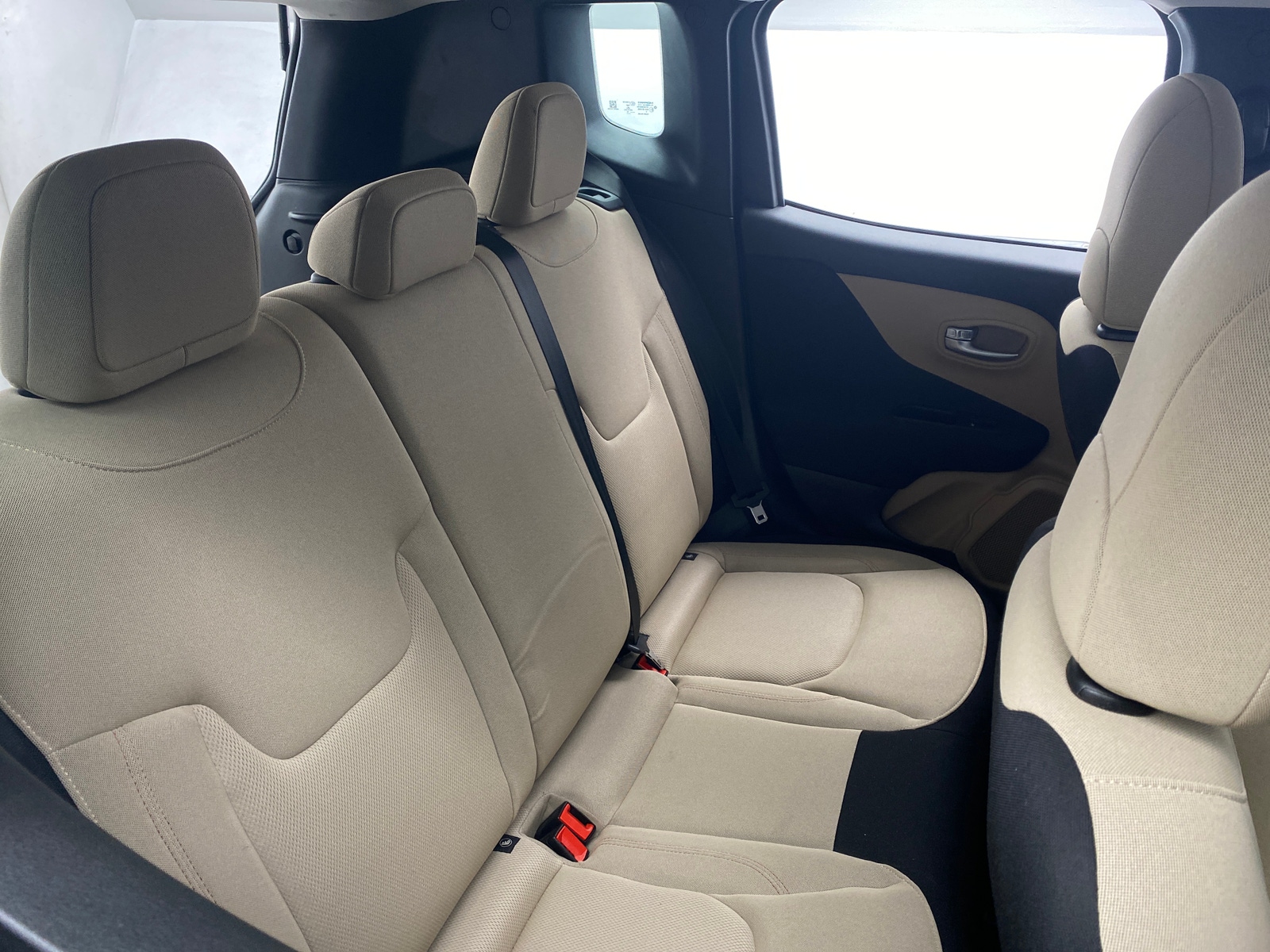 Thumbnail: 2019 Jeep Renegade - 6