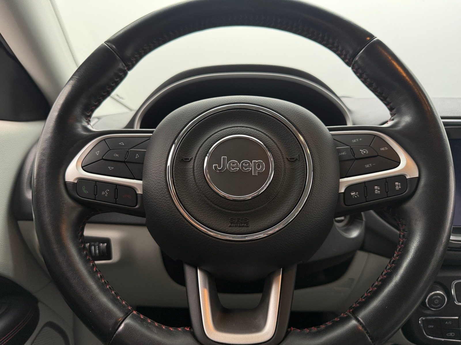 Thumbnail: 2021 Jeep Compass - 4