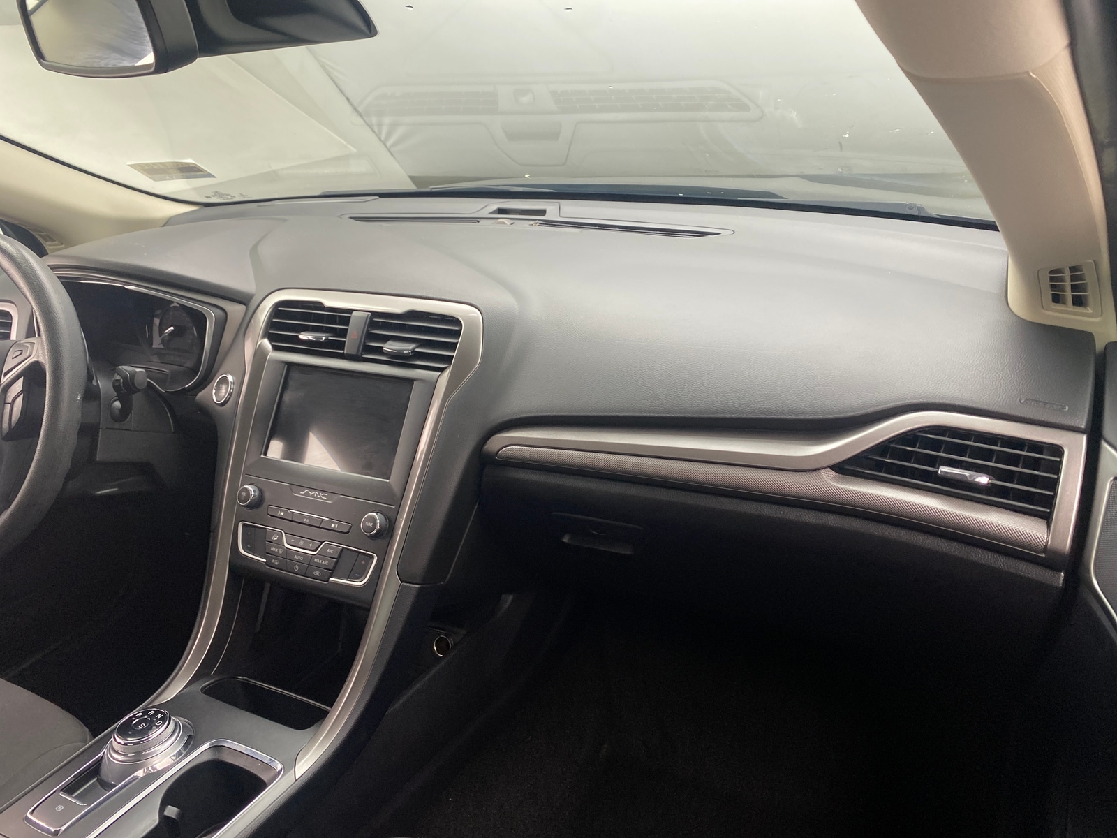 Thumbnail: 2019 Ford Fusion - 3