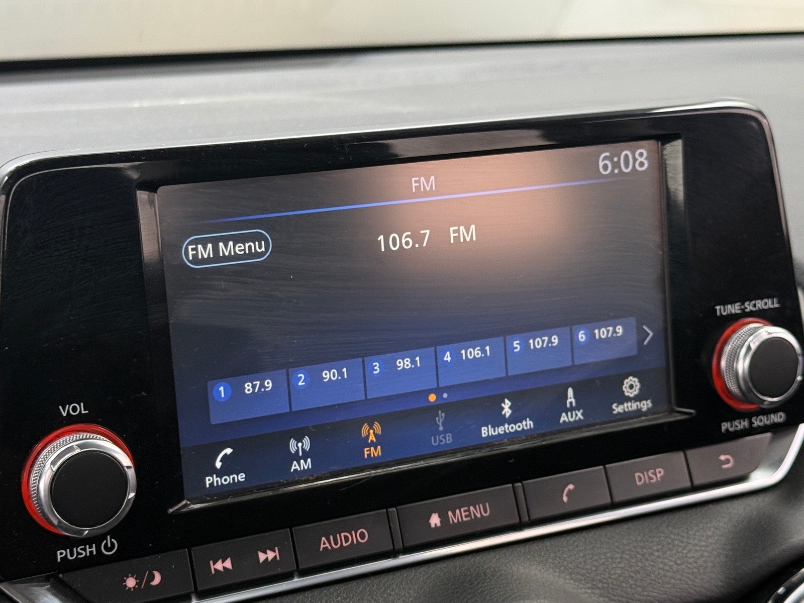 Thumbnail: 2021 Nissan Sentra - 4