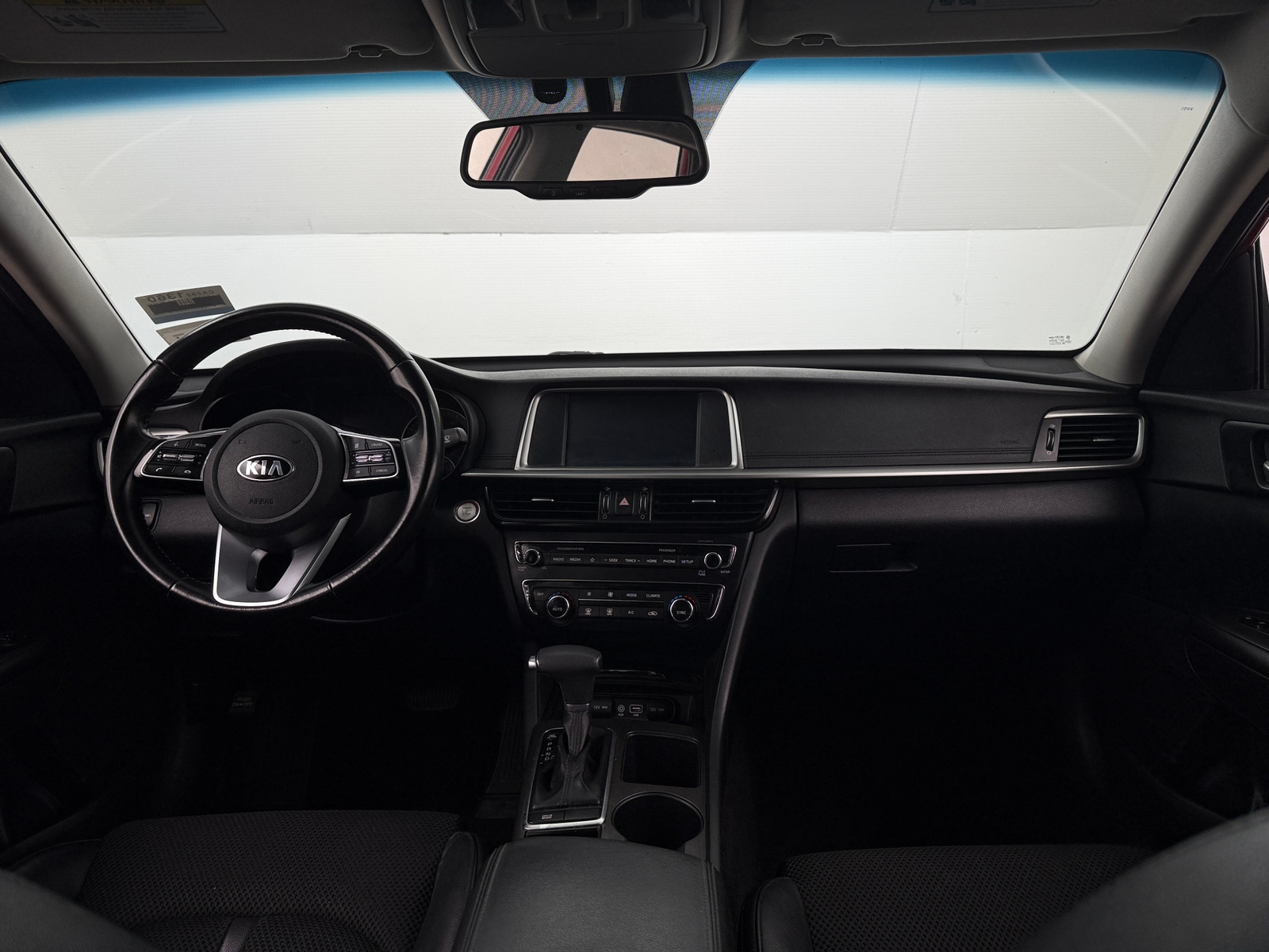 Thumbnail: 2019 Kia Optima - 2