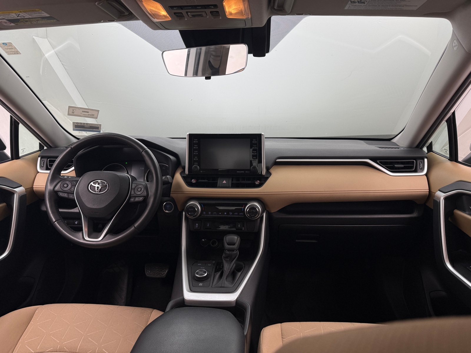 Thumbnail: 2021 Toyota RAV4 - 3