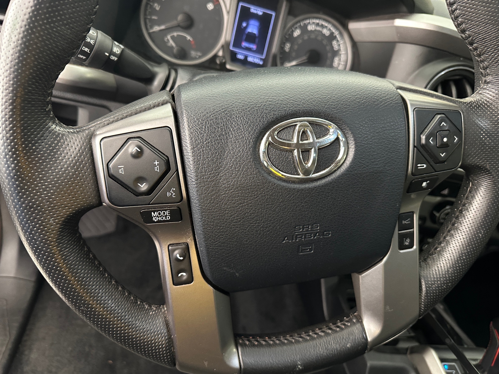 Thumbnail: 2019 Toyota Tacoma - 5