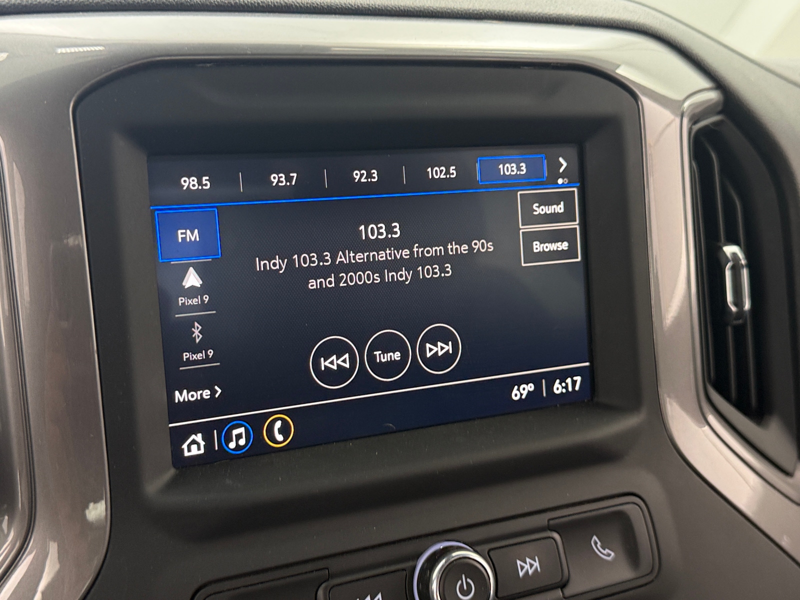 Thumbnail: 2023 Chevrolet Silverado 1500 - 3