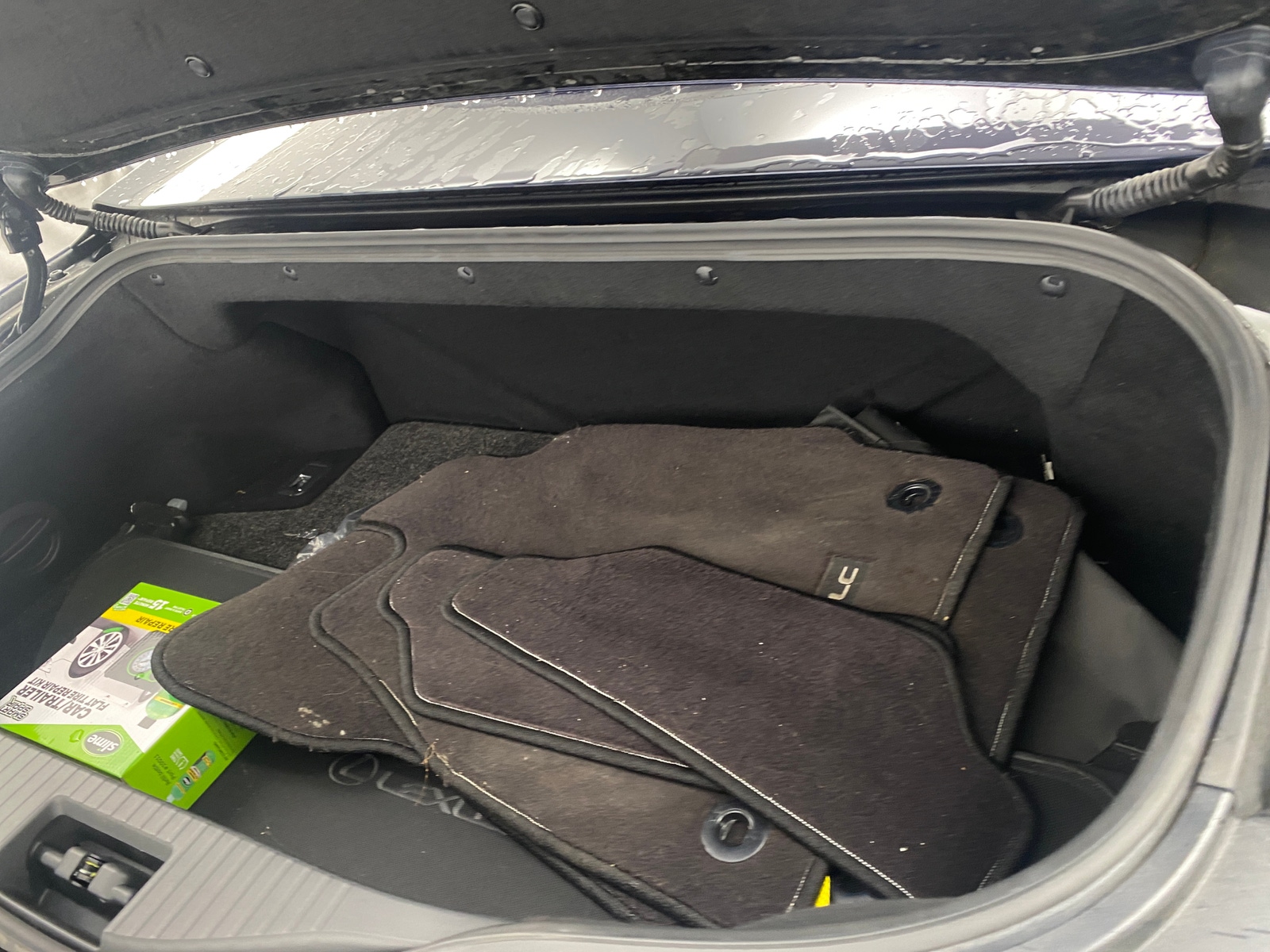 Thumbnail: 2021 Lexus LC - 6