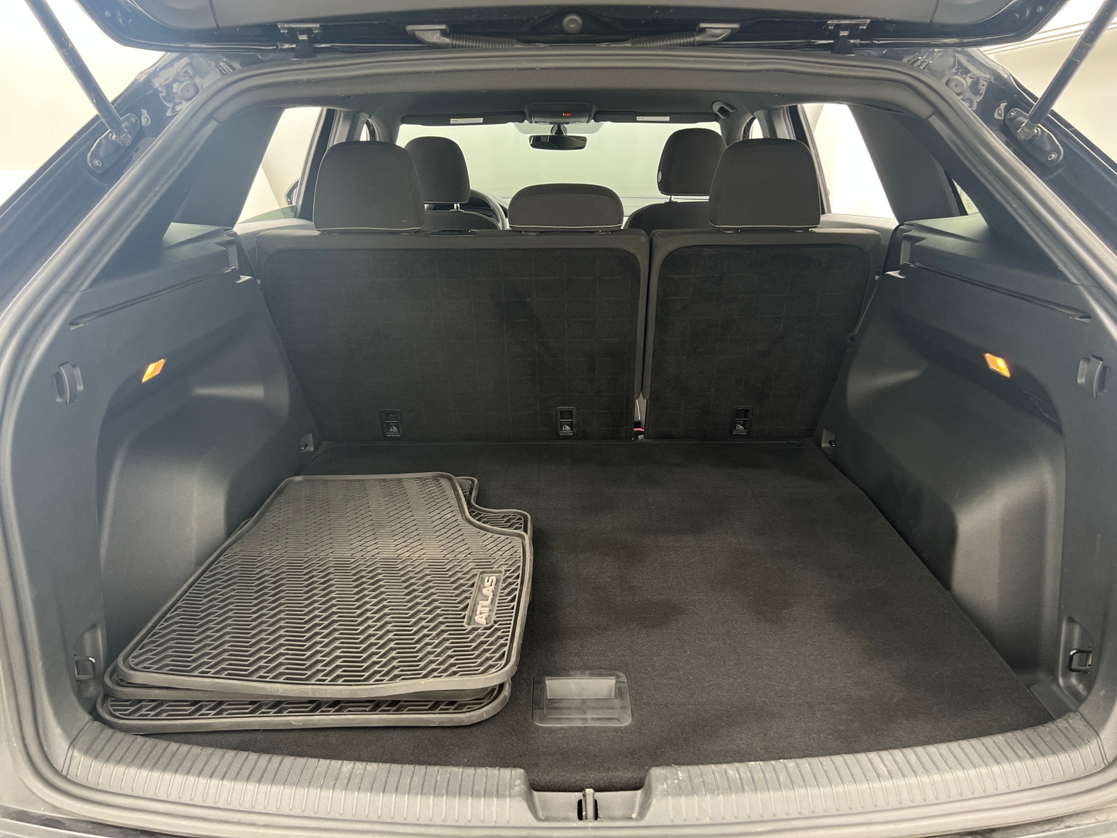 Thumbnail: 2021 Volkswagen Atlas - 7