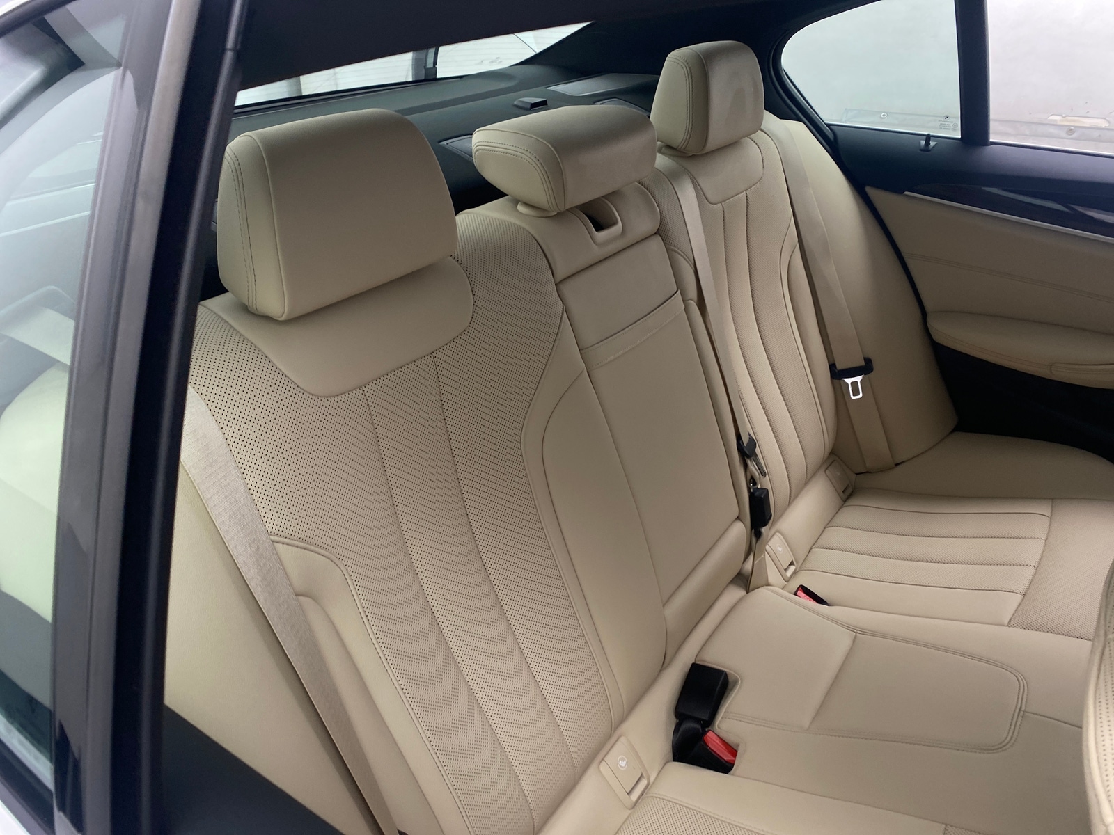 Thumbnail: 2023 BMW 5 Series - 5