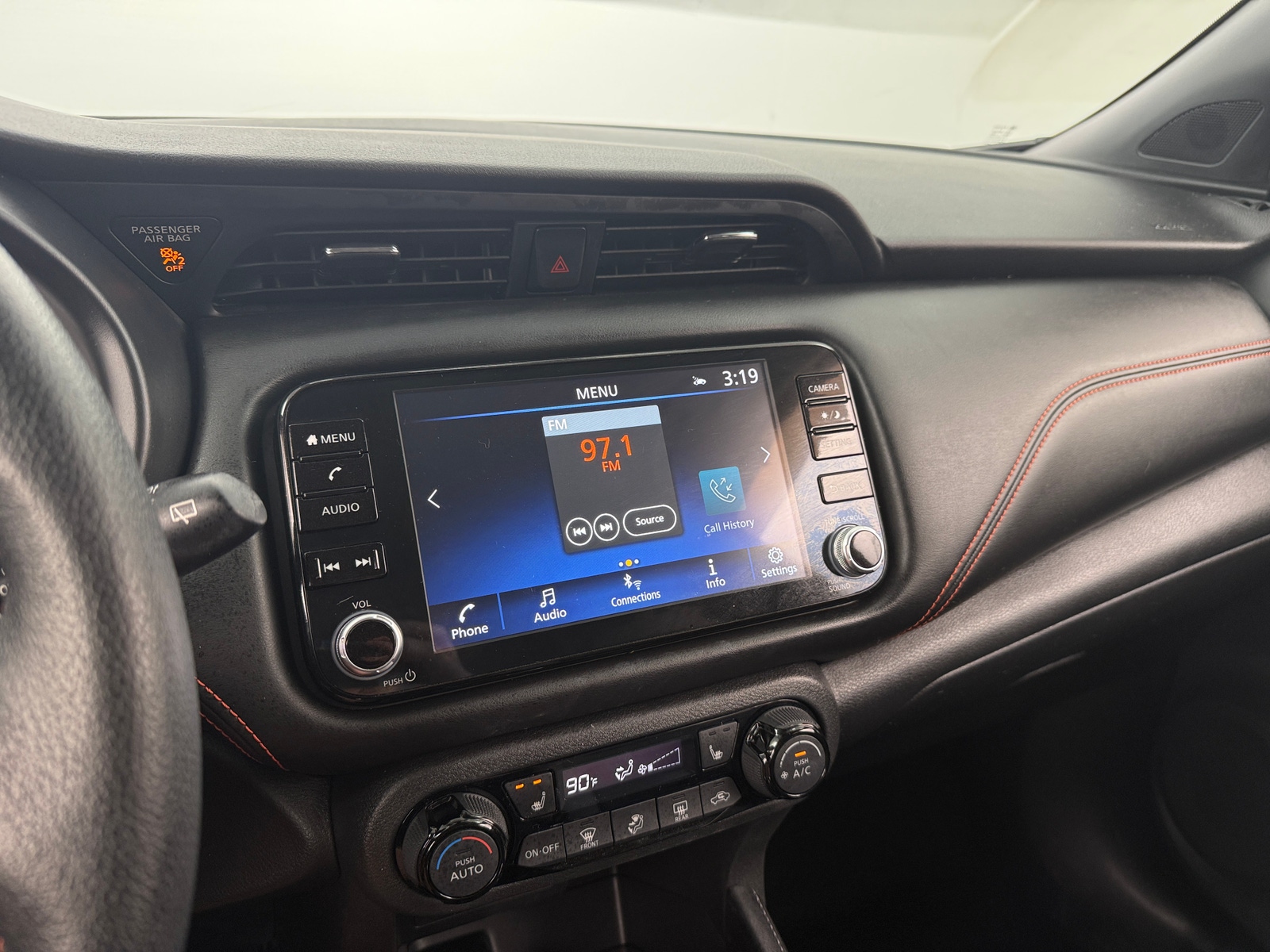 Thumbnail: 2021 Nissan Kicks - 4