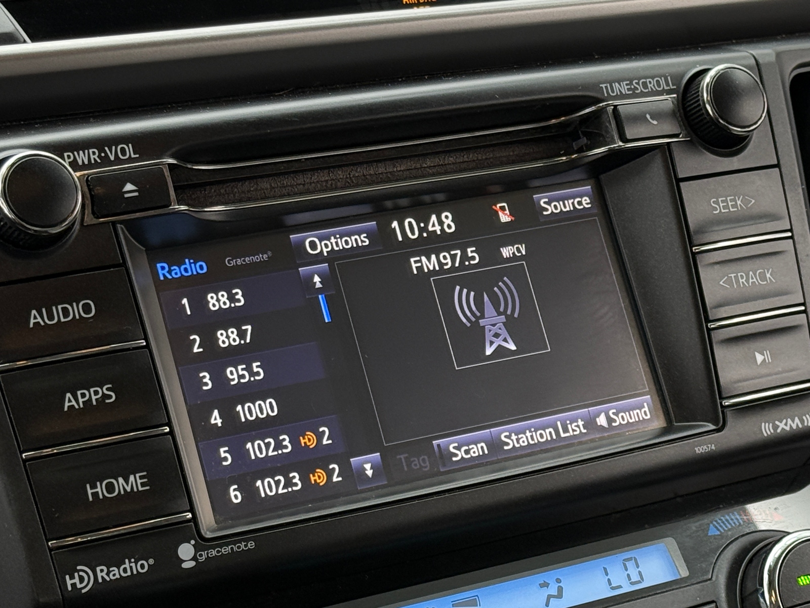 Thumbnail: 2018 Toyota RAV4 - 4