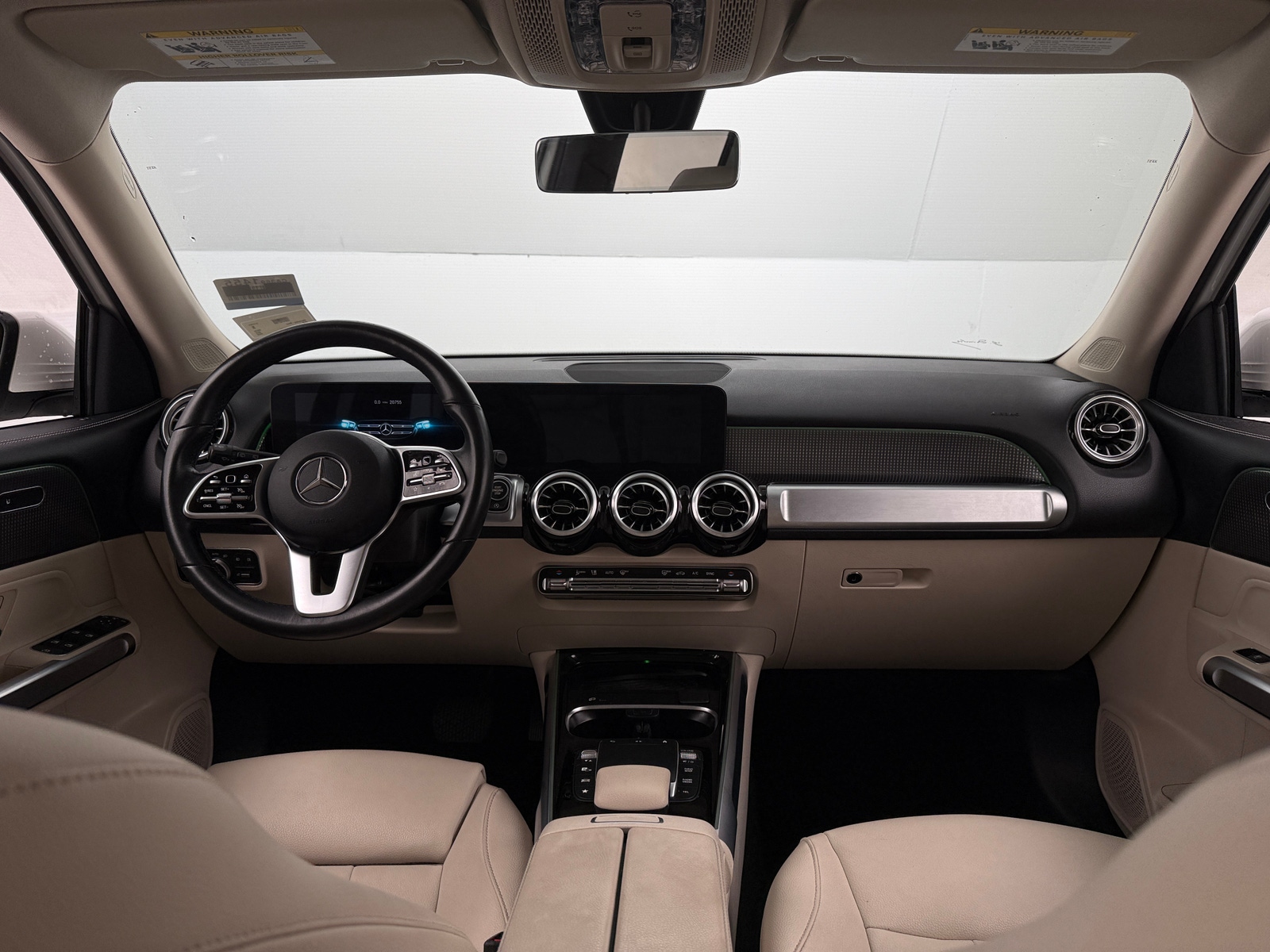 Thumbnail: 2022 Mercedes-Benz GLB - 2