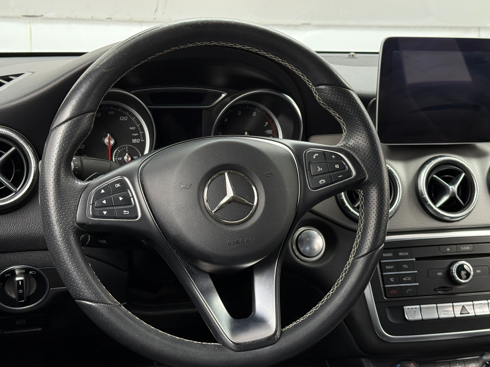 Thumbnail: 2018 Mercedes-Benz CLA - 3