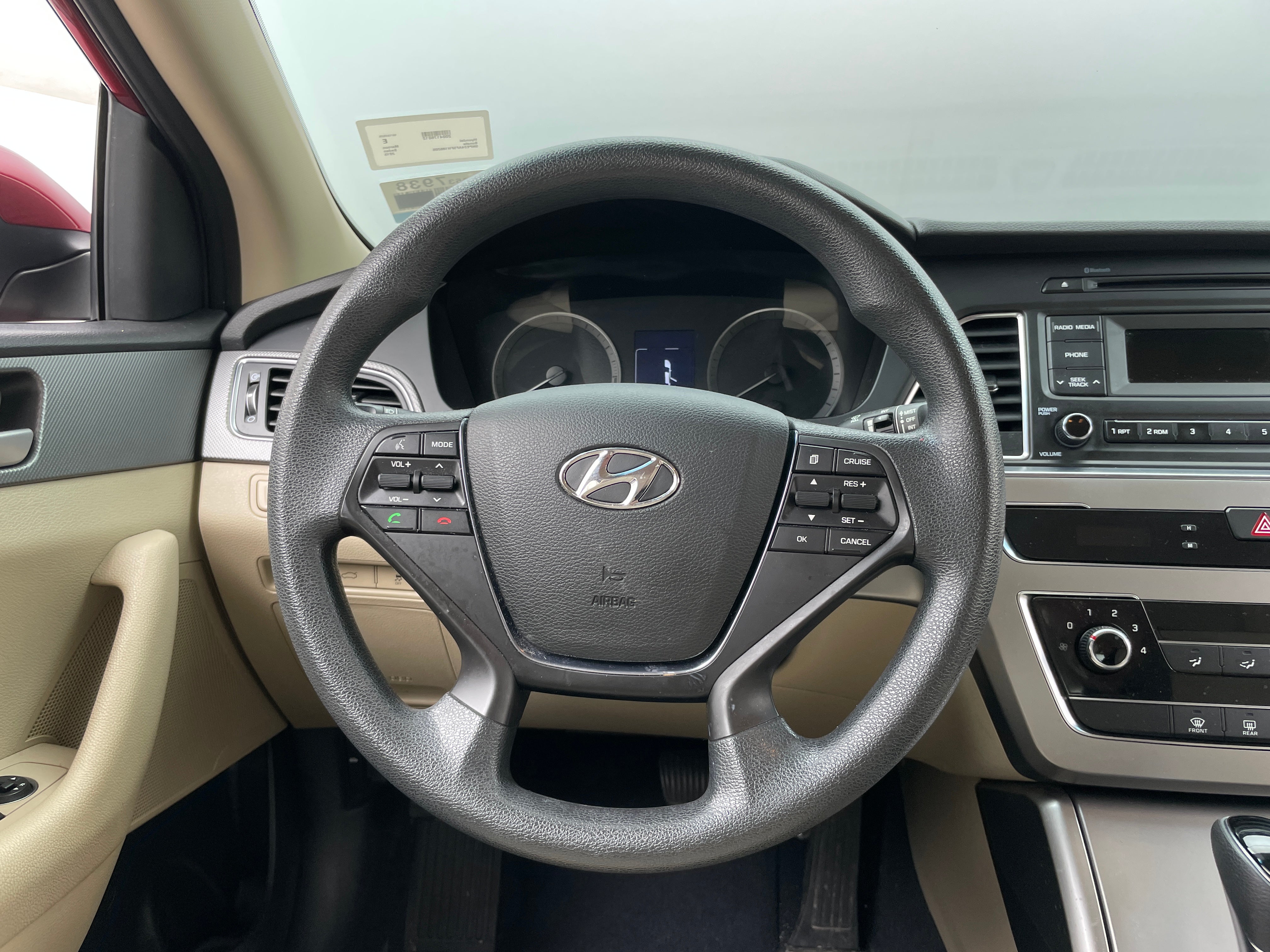 Used 2015 Hyundai Sonata SE with VIN 5NPE24AF5FH186205 for sale in Oak Creek, WI