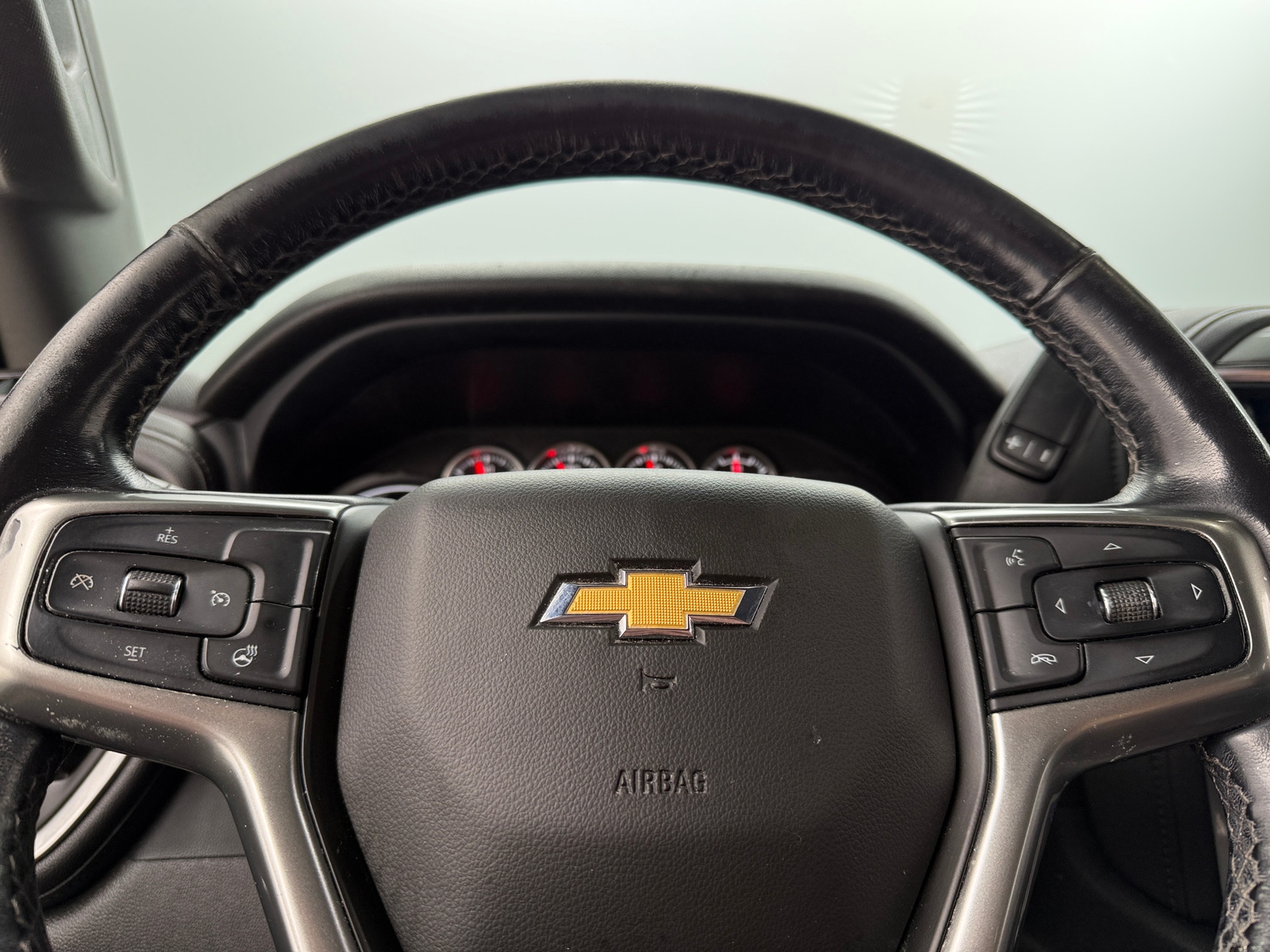 Thumbnail: 2022 Chevrolet Silverado 1500 - 5