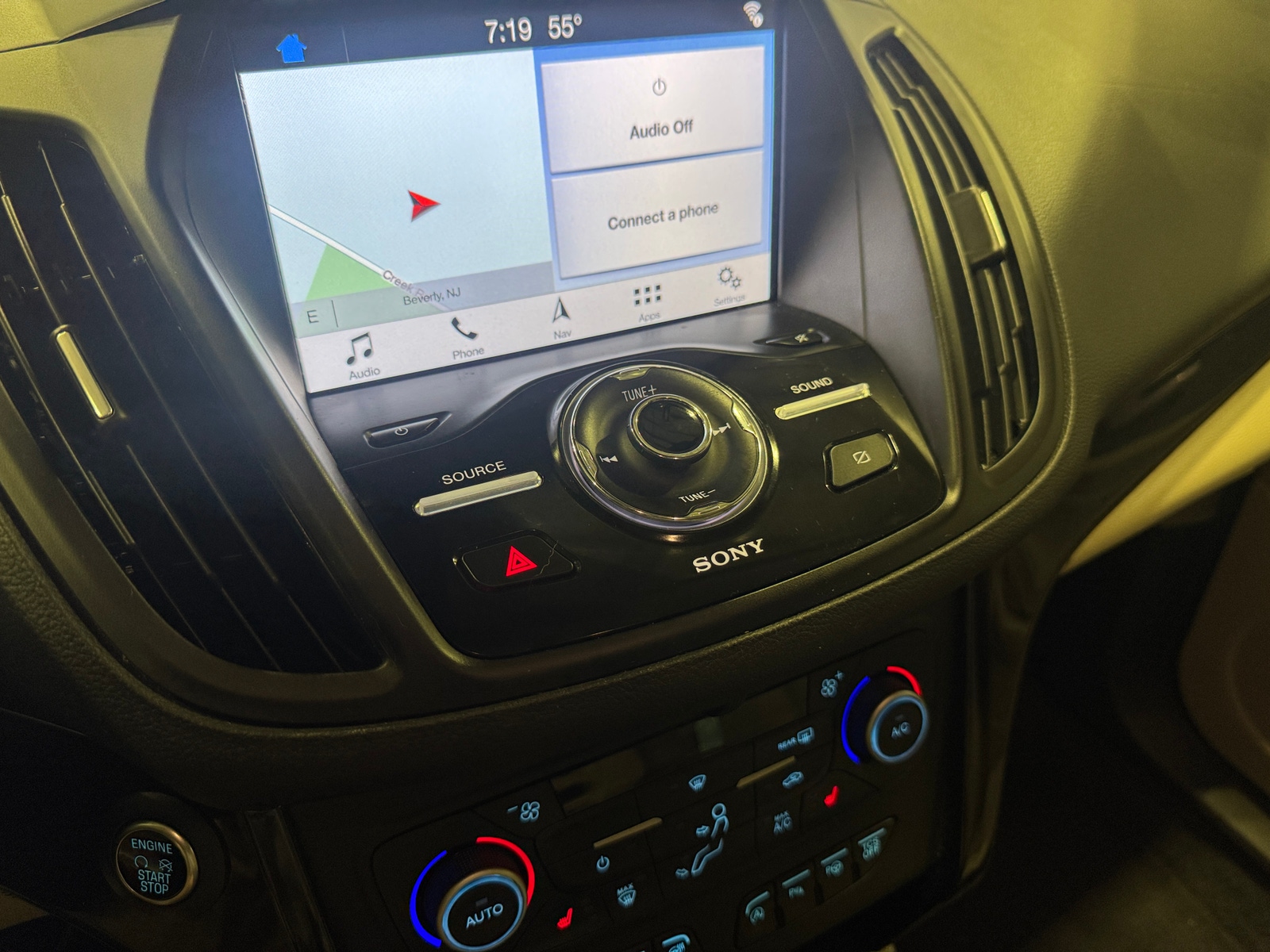 Thumbnail: 2019 Ford Escape - 3