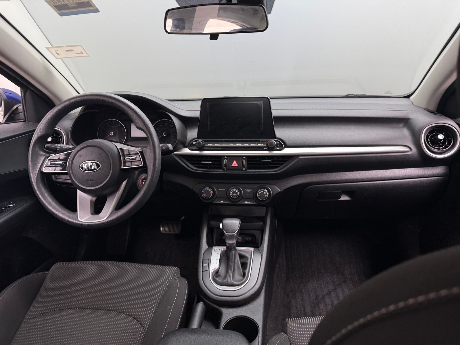 Thumbnail: 2020 Kia Forte - 3