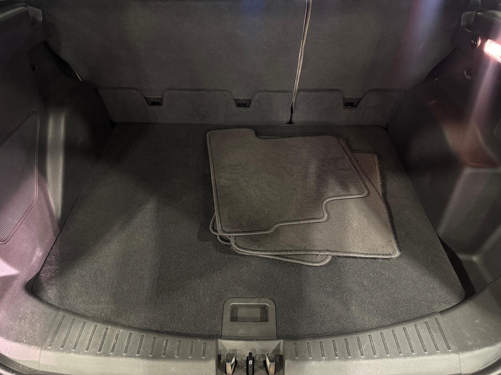Thumbnail: 2019 Ford Escape - 6