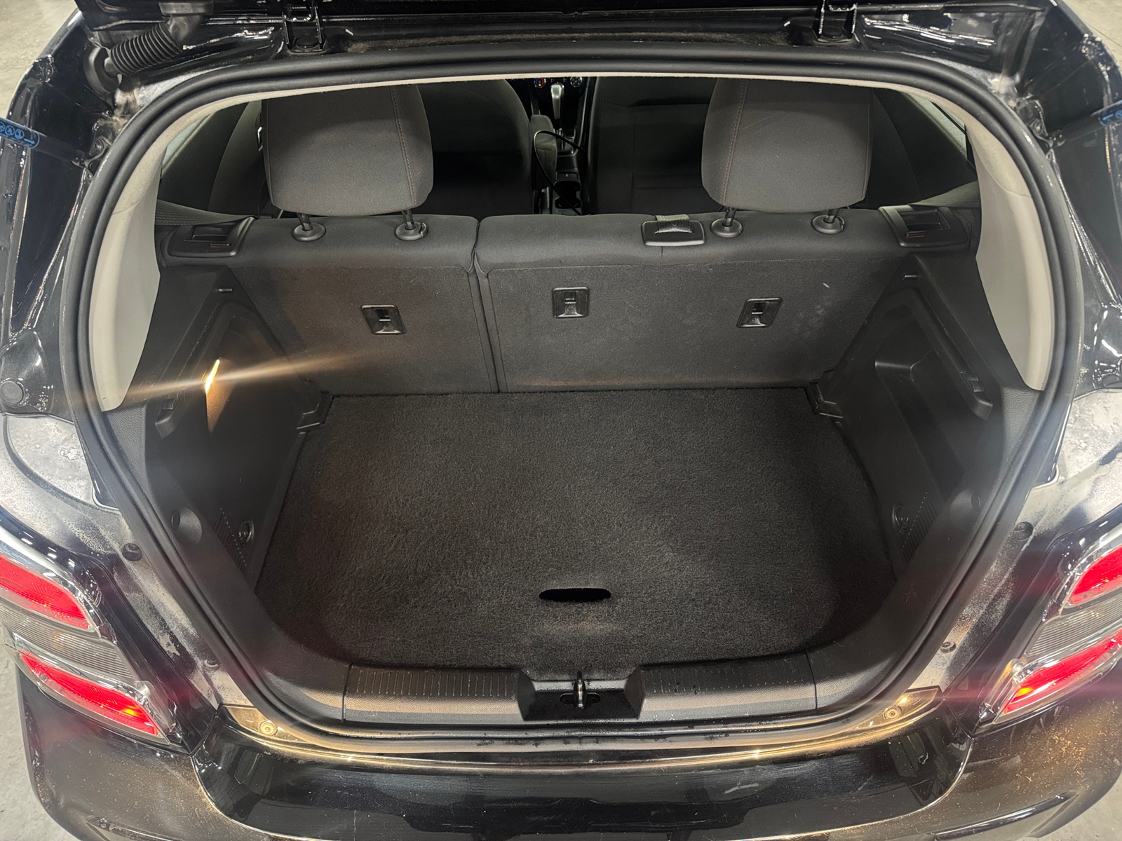 Thumbnail: 2018 Chevrolet Sonic - 7