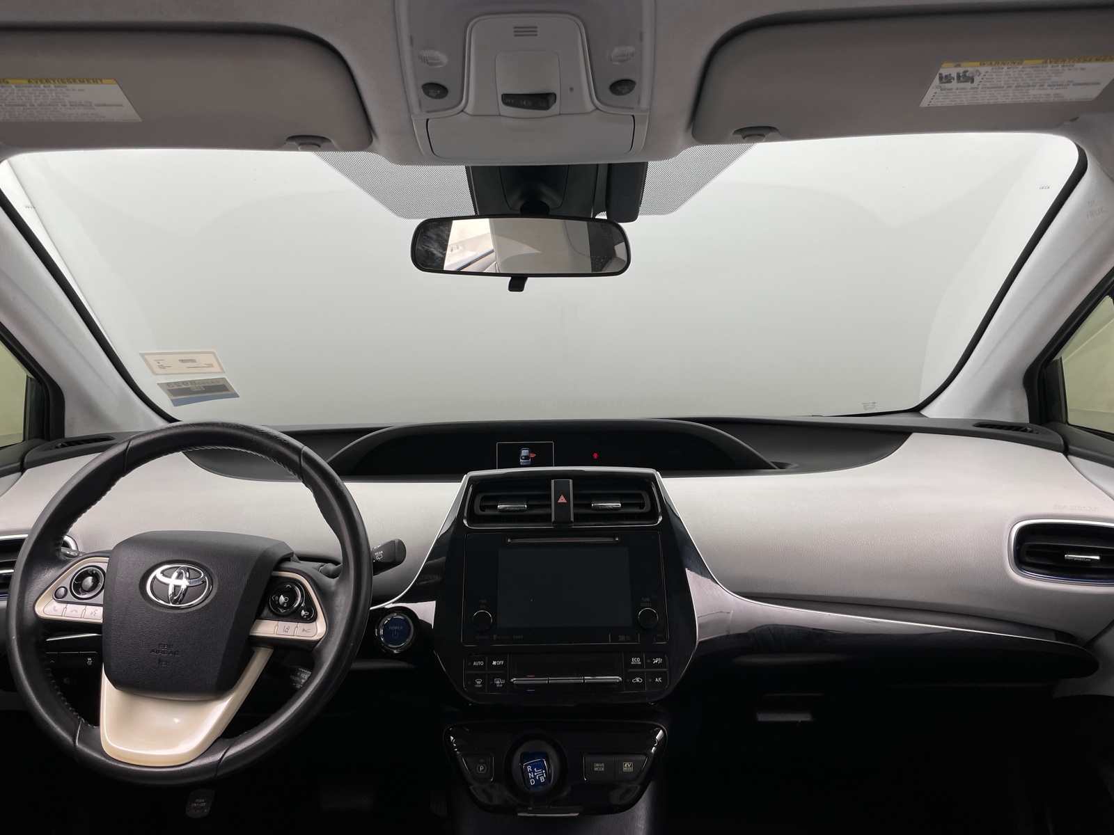 Thumbnail: 2017 Toyota Prius - 3