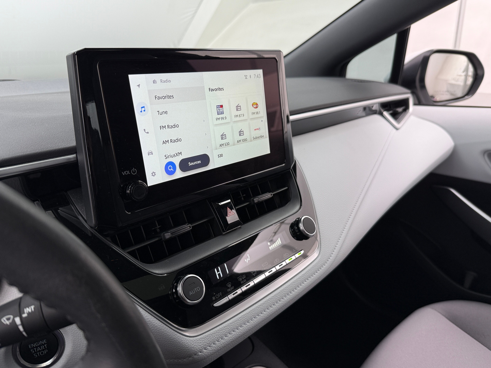 Thumbnail: 2024 Toyota Corolla - 4