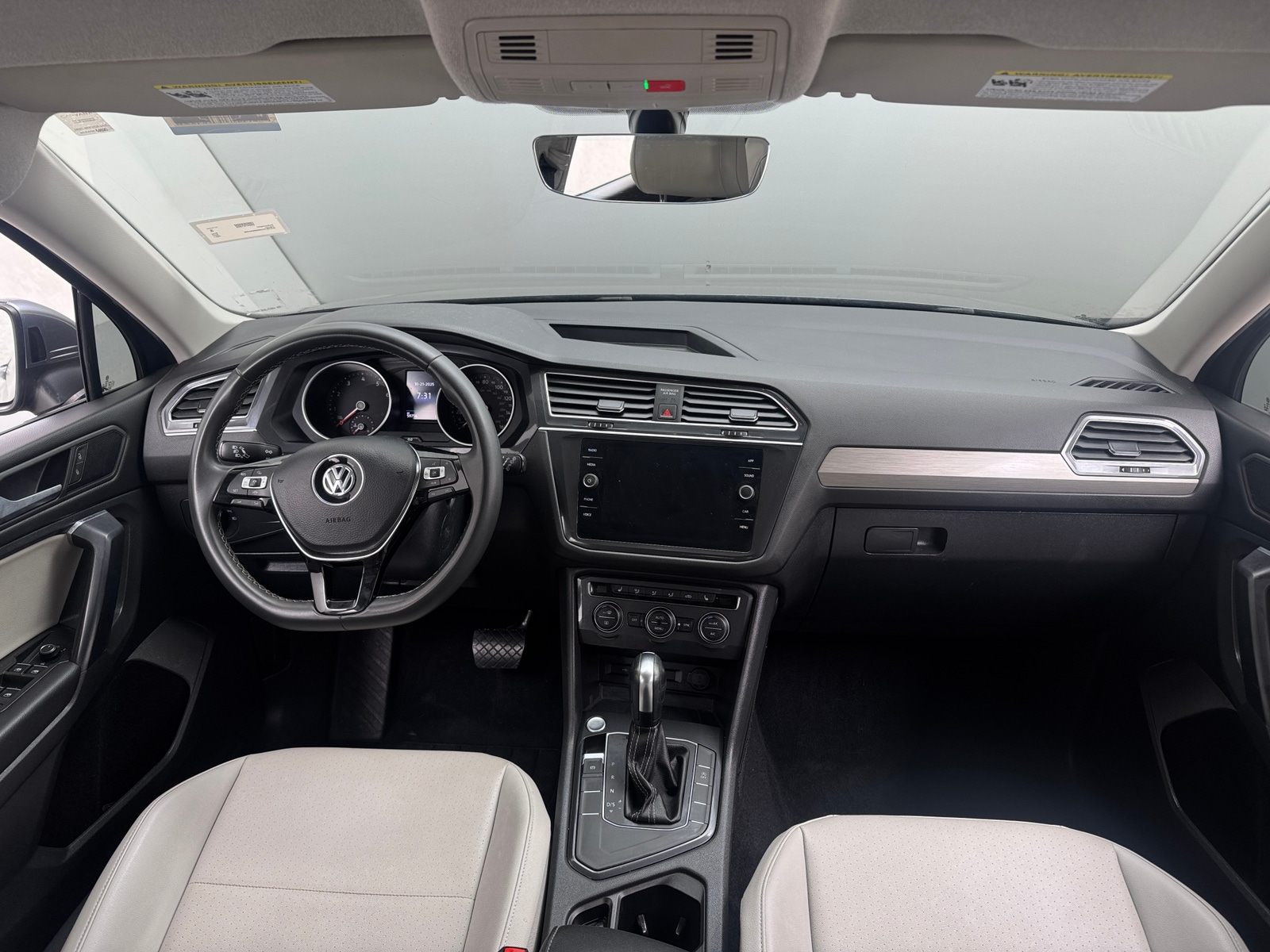 Thumbnail: 2021 Volkswagen Tiguan - 2