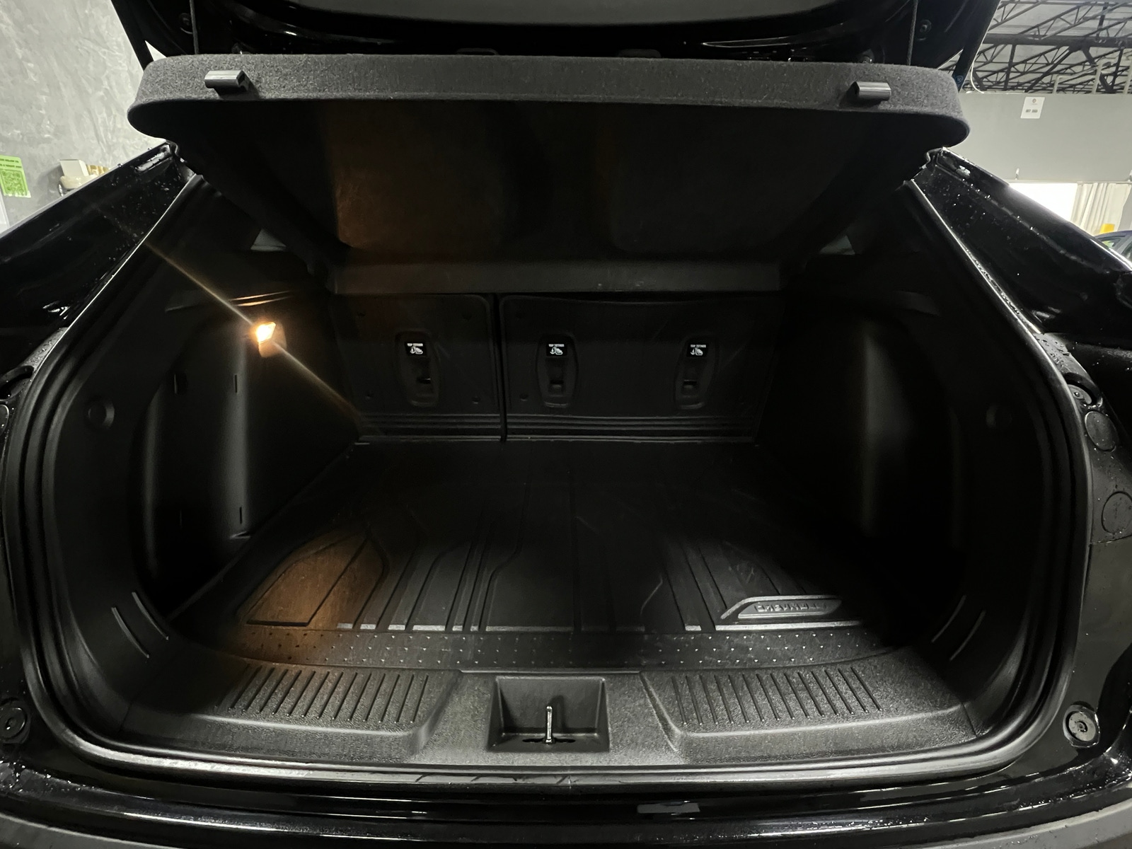 Thumbnail: 2024 Chevrolet Trax - 6