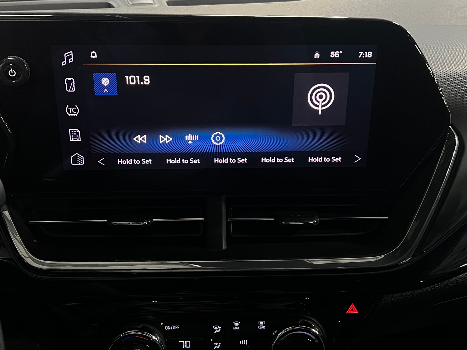 Thumbnail: 2024 Chevrolet Trax - 3