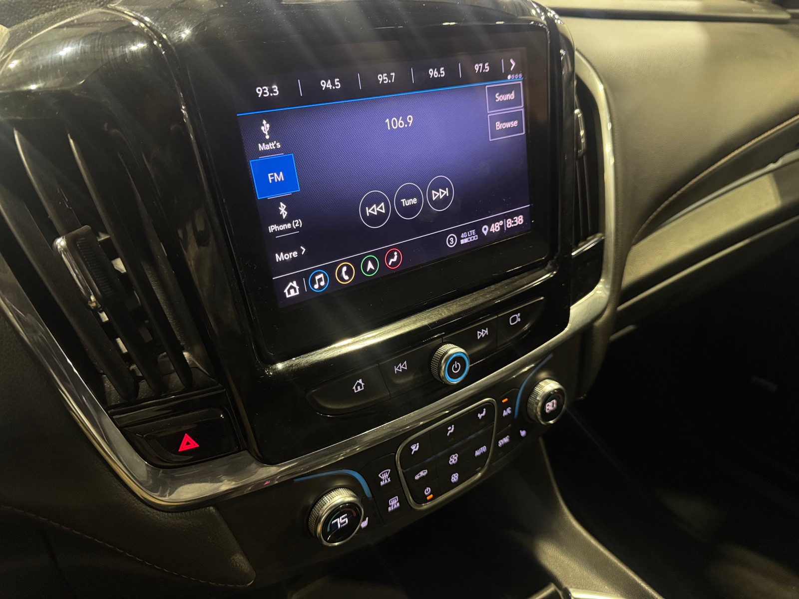 Thumbnail: 2020 Chevrolet Traverse - 3